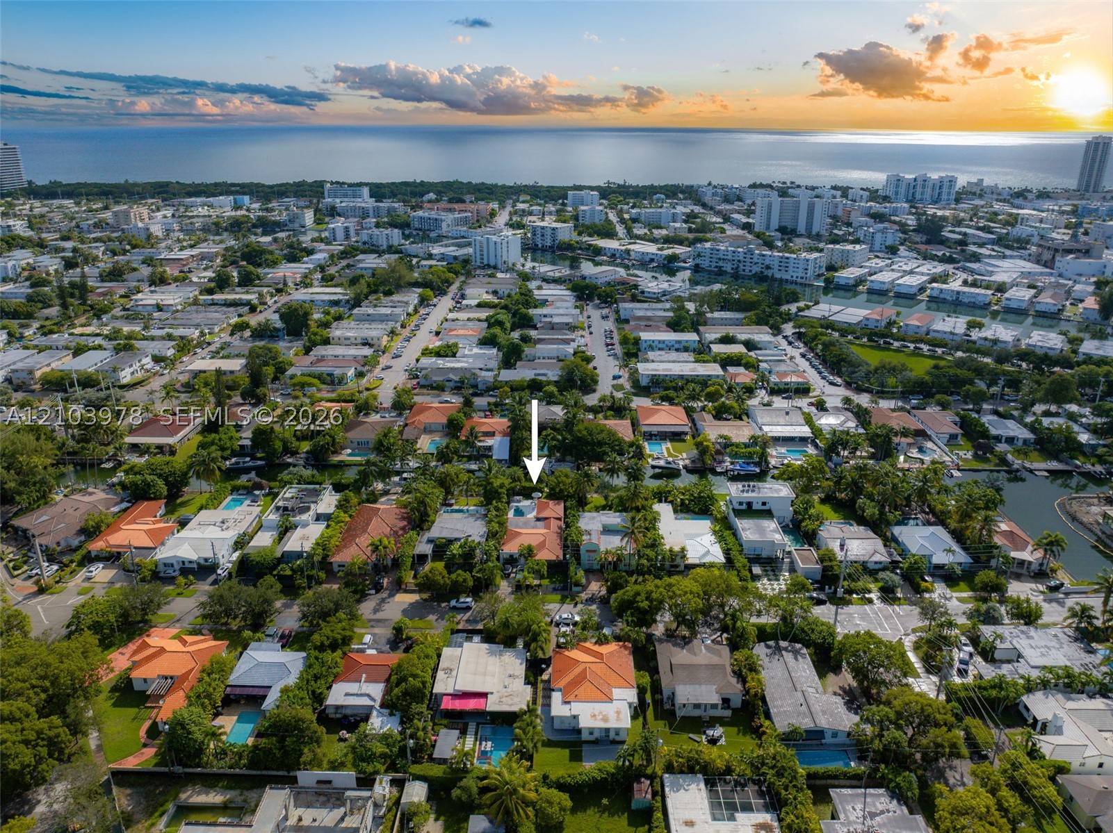 8033 Noremac Ave Miami Beach, FL 33141