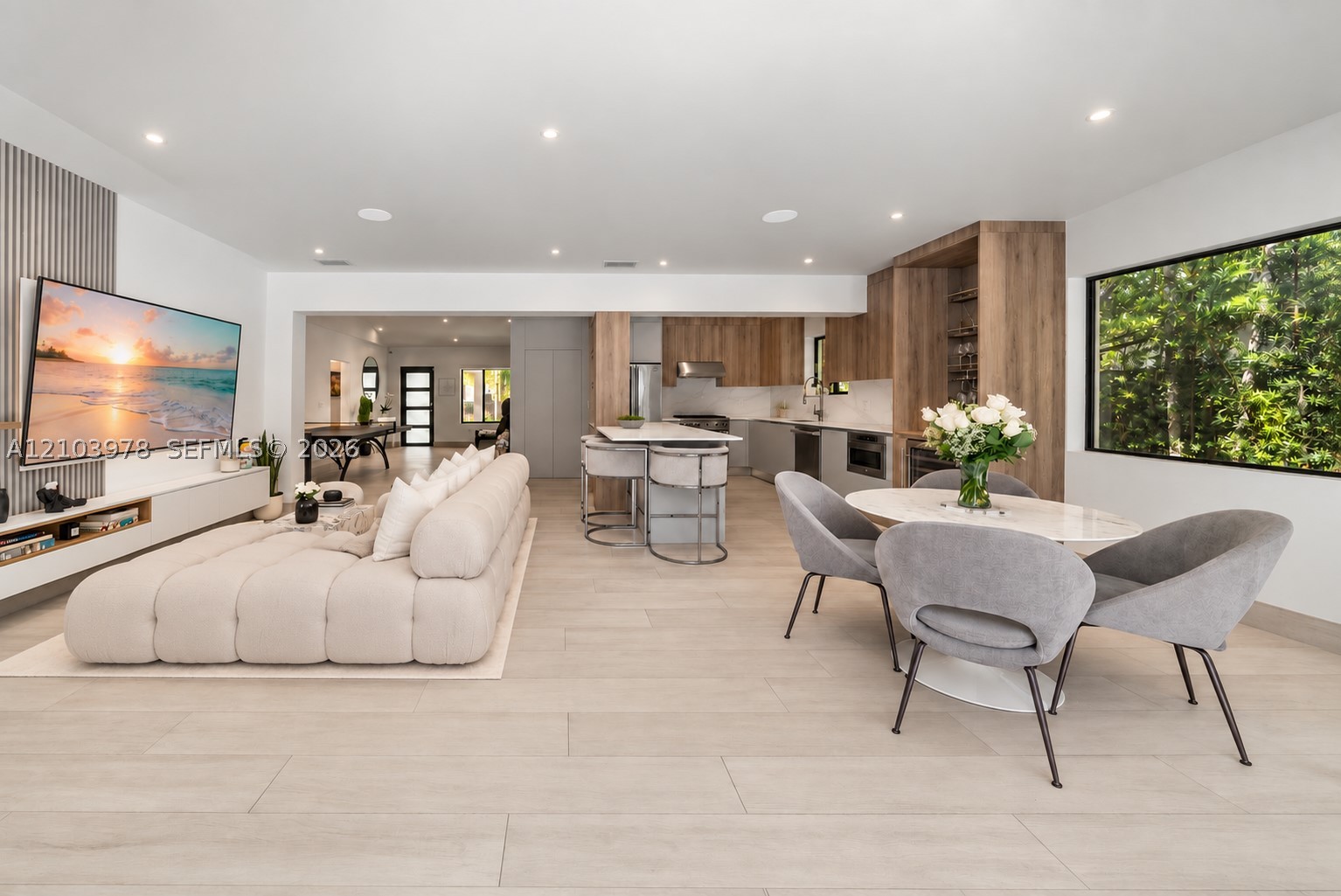 8033 Noremac Ave Miami Beach, FL 33141