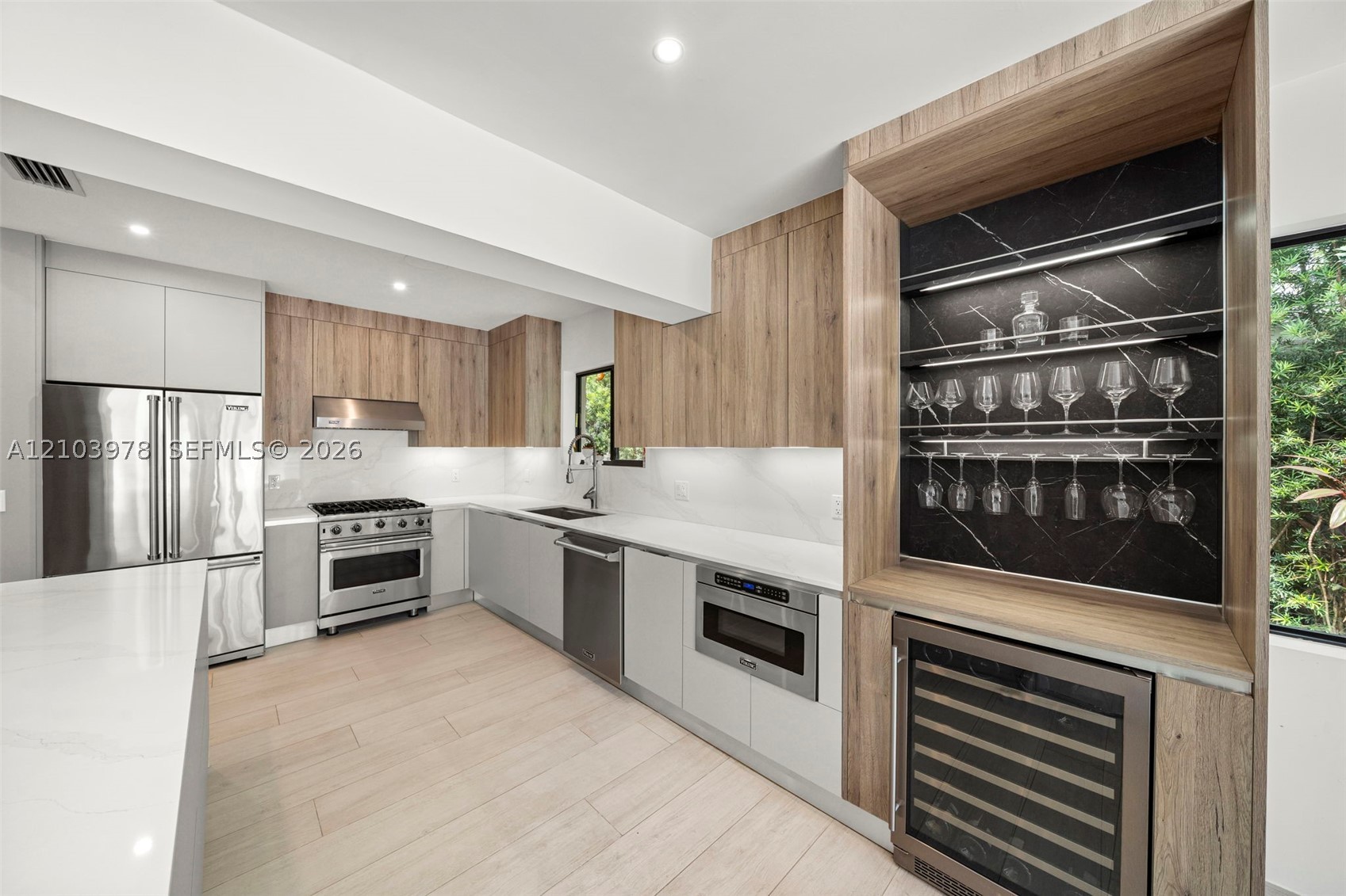 8033 Noremac Ave Miami Beach, FL 33141