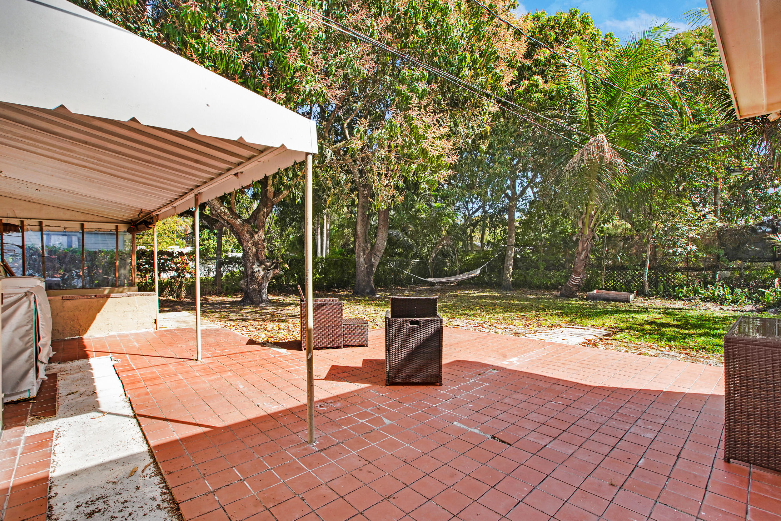 830 NE 140th North Miami, FL 33161