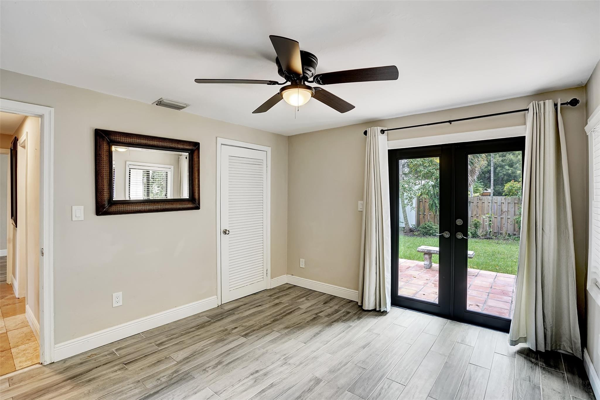 3208 Beacon Pompano Beach, FL 33062