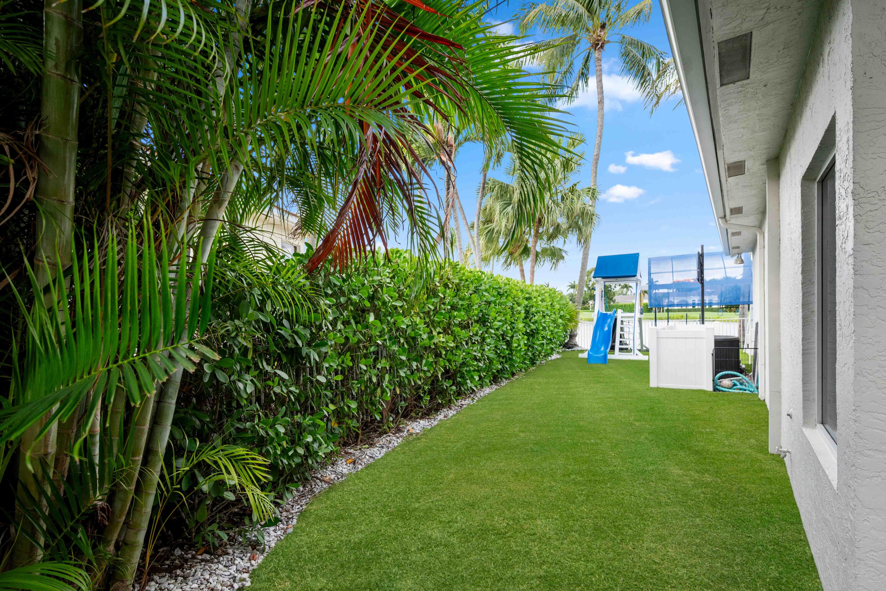 4169 Briarcliff Boca Raton, FL 33496