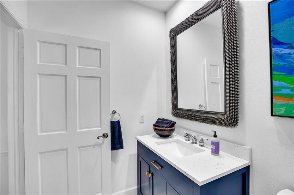 31 S White Jewel Vero Beach, FL 32963