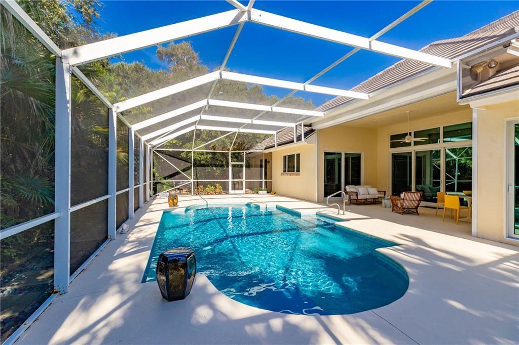 31 S White Jewel Vero Beach, FL 32963