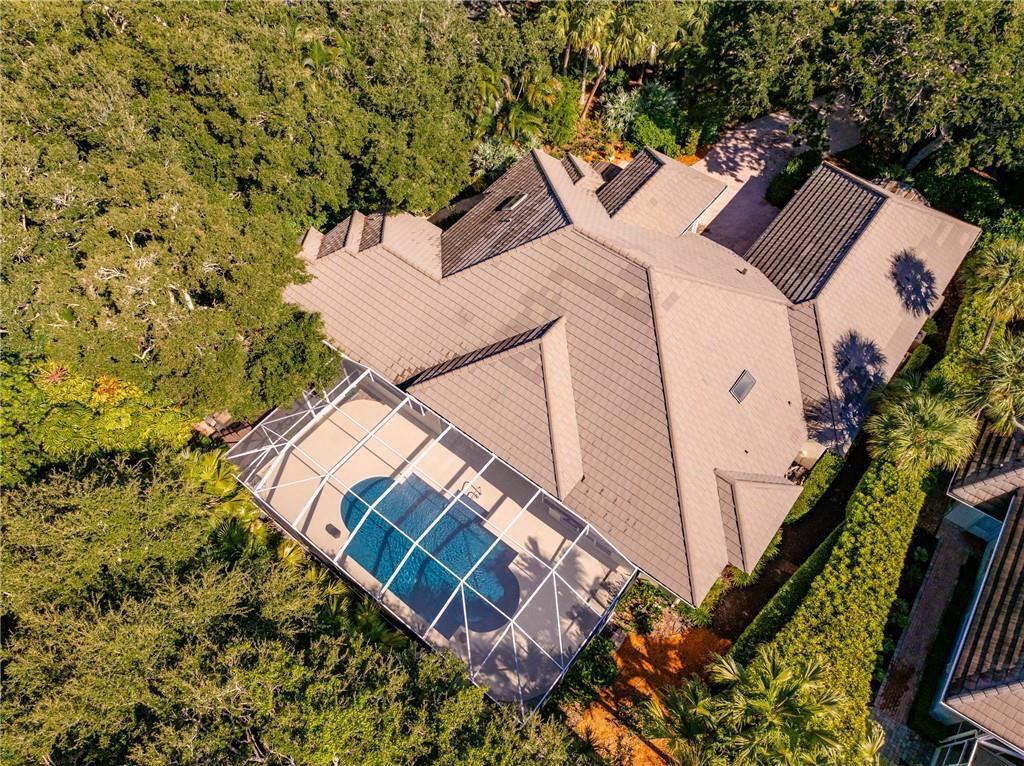 31 S White Jewel Vero Beach, FL 32963