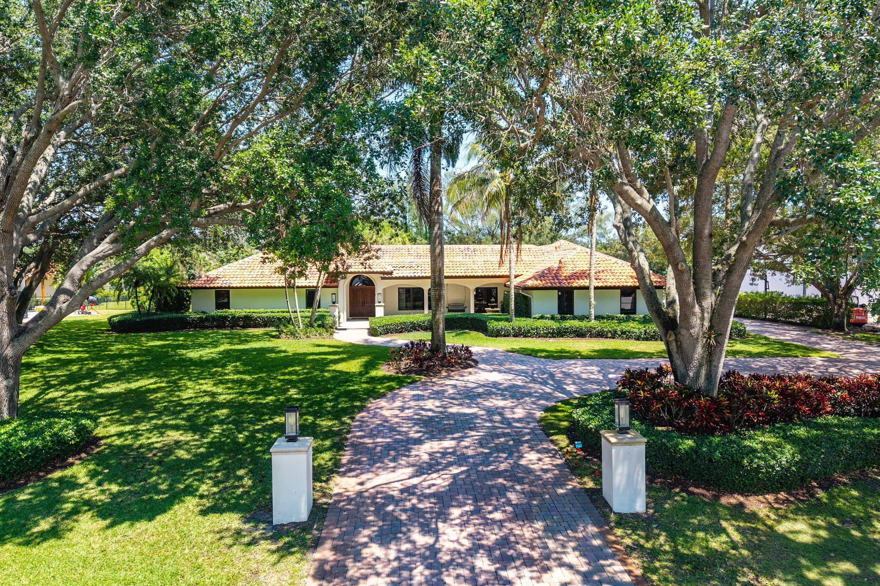 5575 Whirlaway Palm Beach Gardens, FL 33418