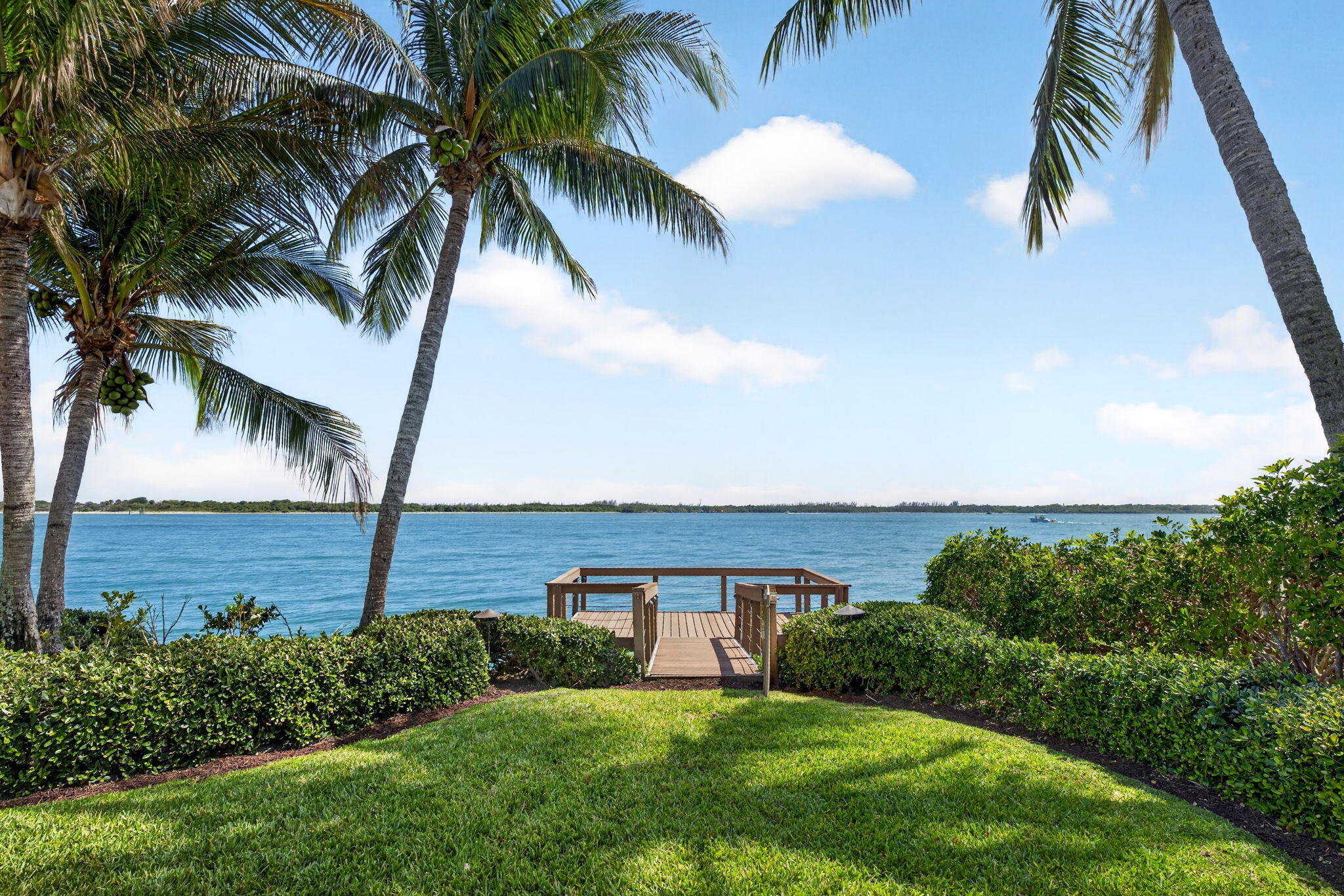 7034 SE Harbor Stuart, FL 34996