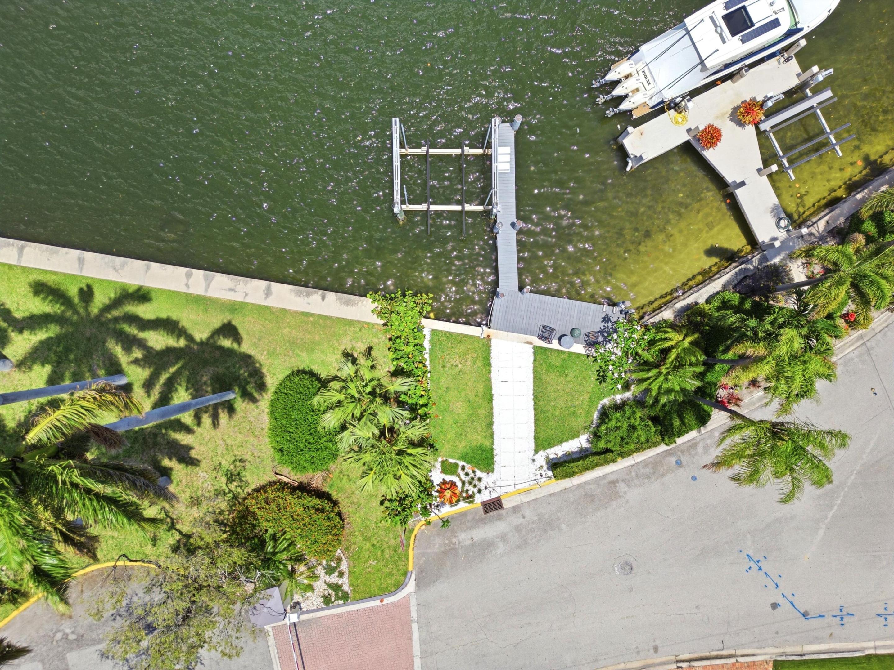 325 Poinciana Fort Lauderdale, FL 33301