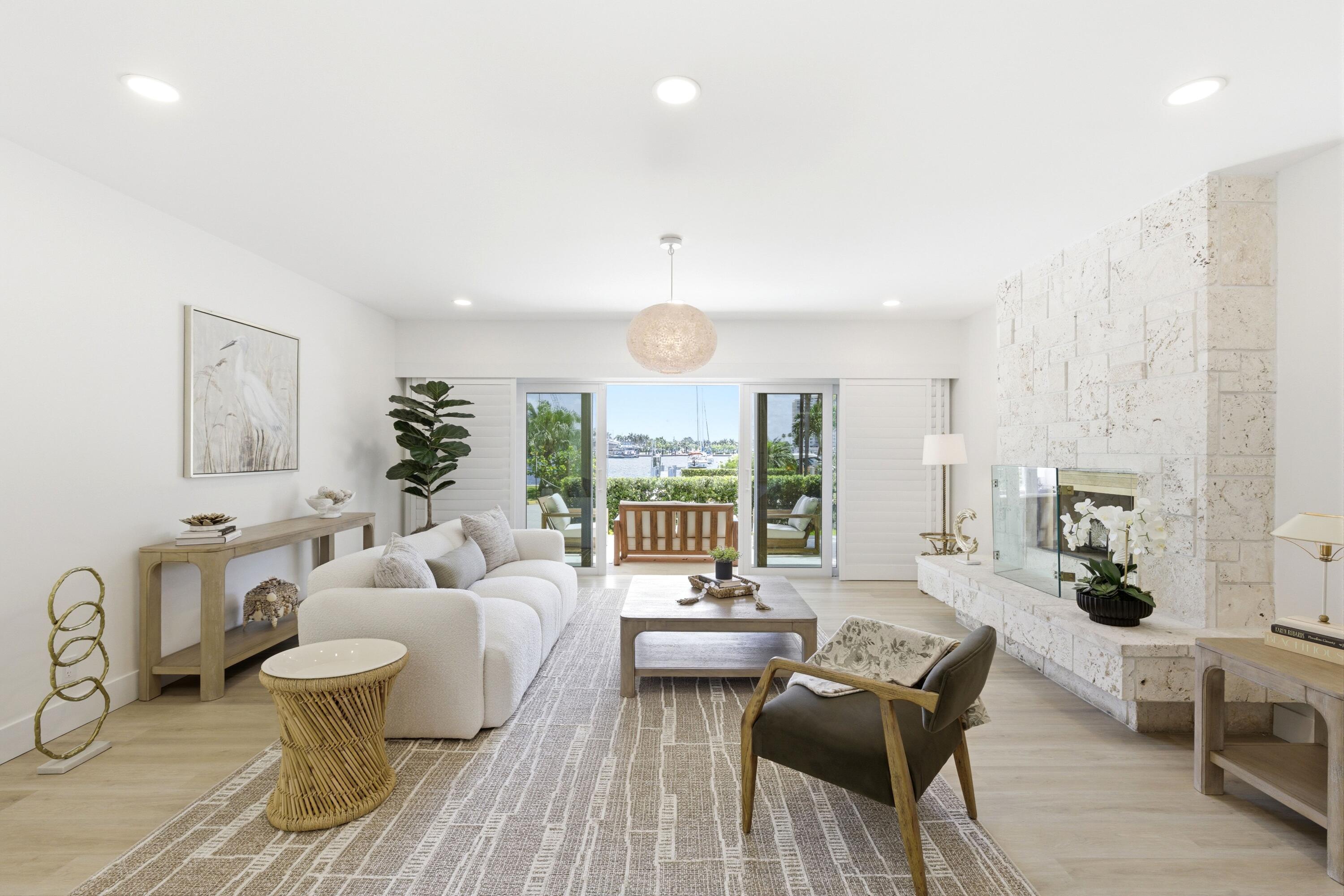 325 Poinciana Fort Lauderdale, FL 33301