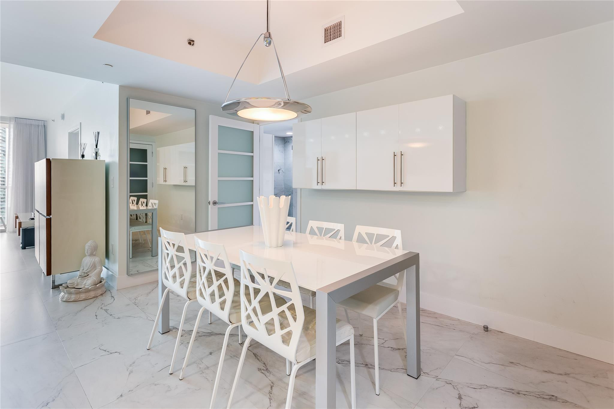 image 500 Brickell West10