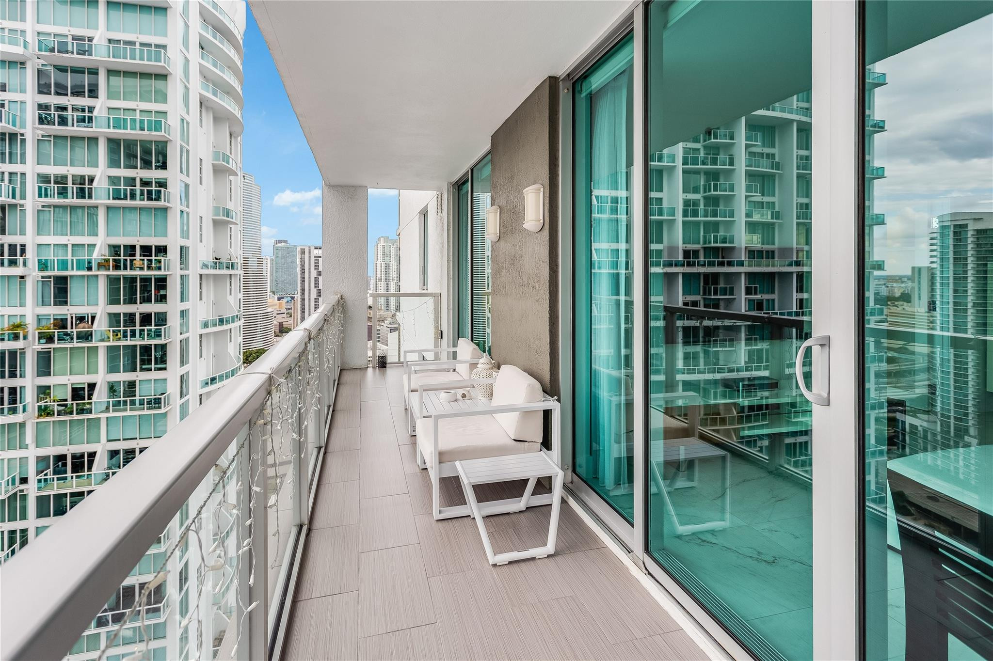 image 500 Brickell West26