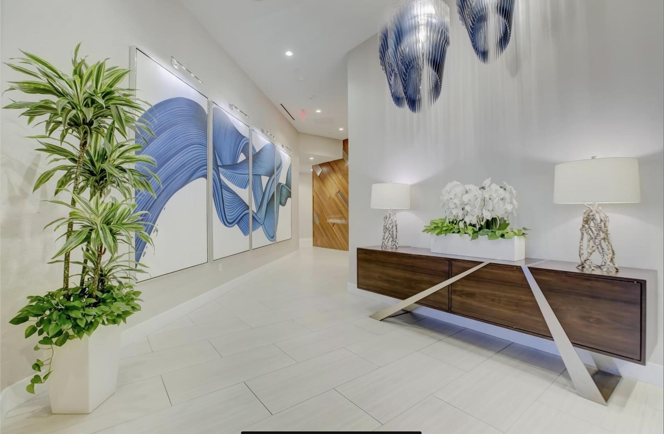 100 E Las Olas #2802 Fort Lauderdale, FL 33301