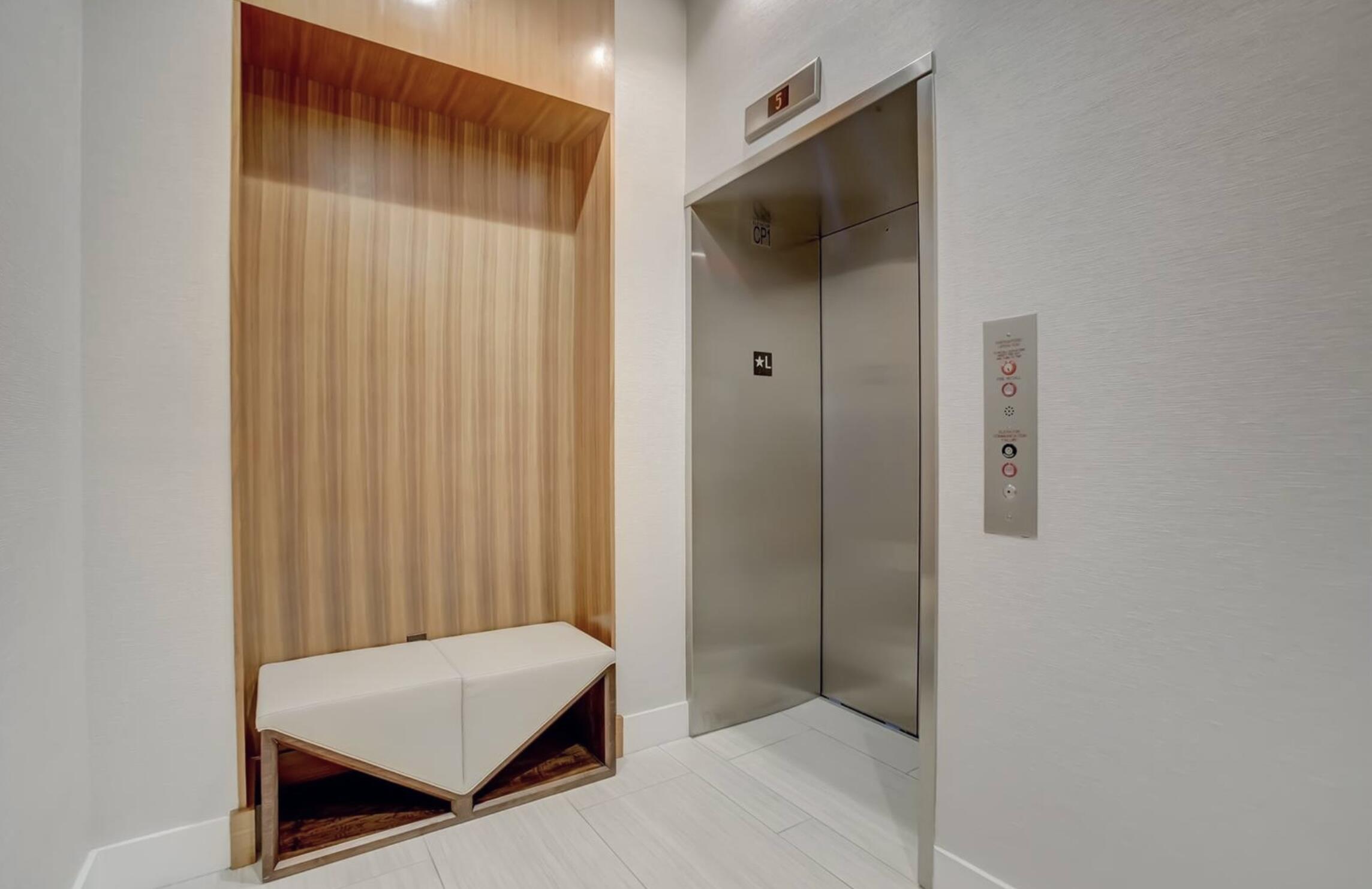 100 E Las Olas #2802 Fort Lauderdale, FL 33301