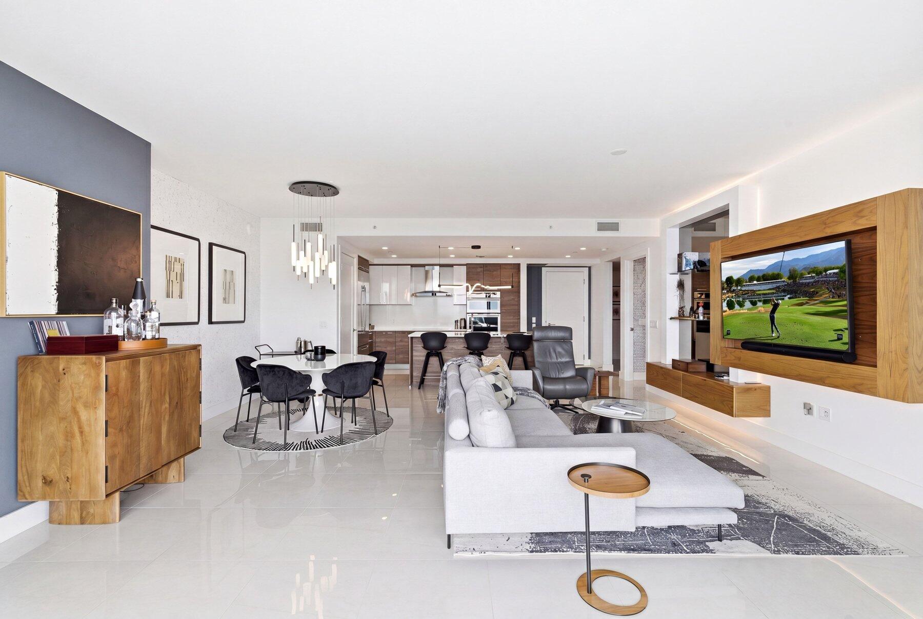 100 E Las Olas #2802 Fort Lauderdale, FL 33301