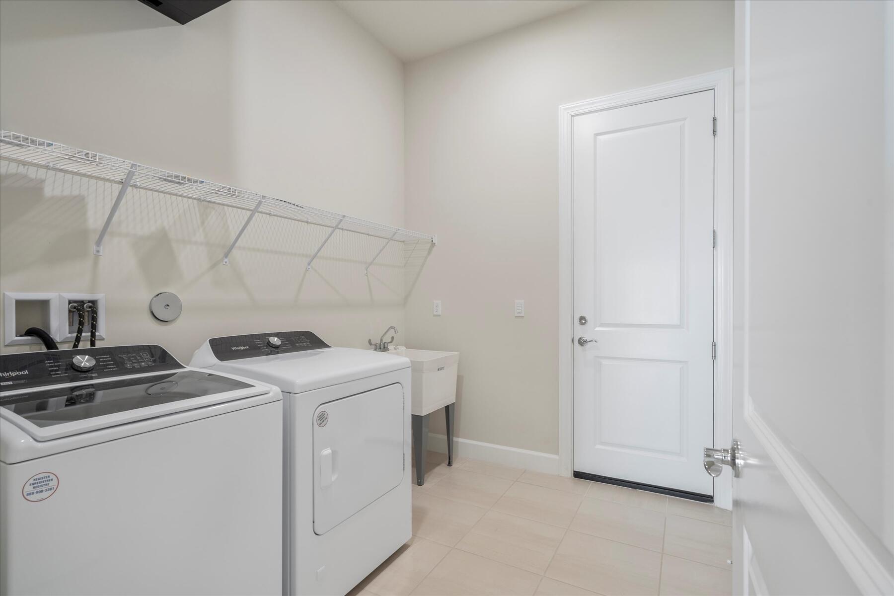 818 SE Courances Port St Lucie, FL 34984