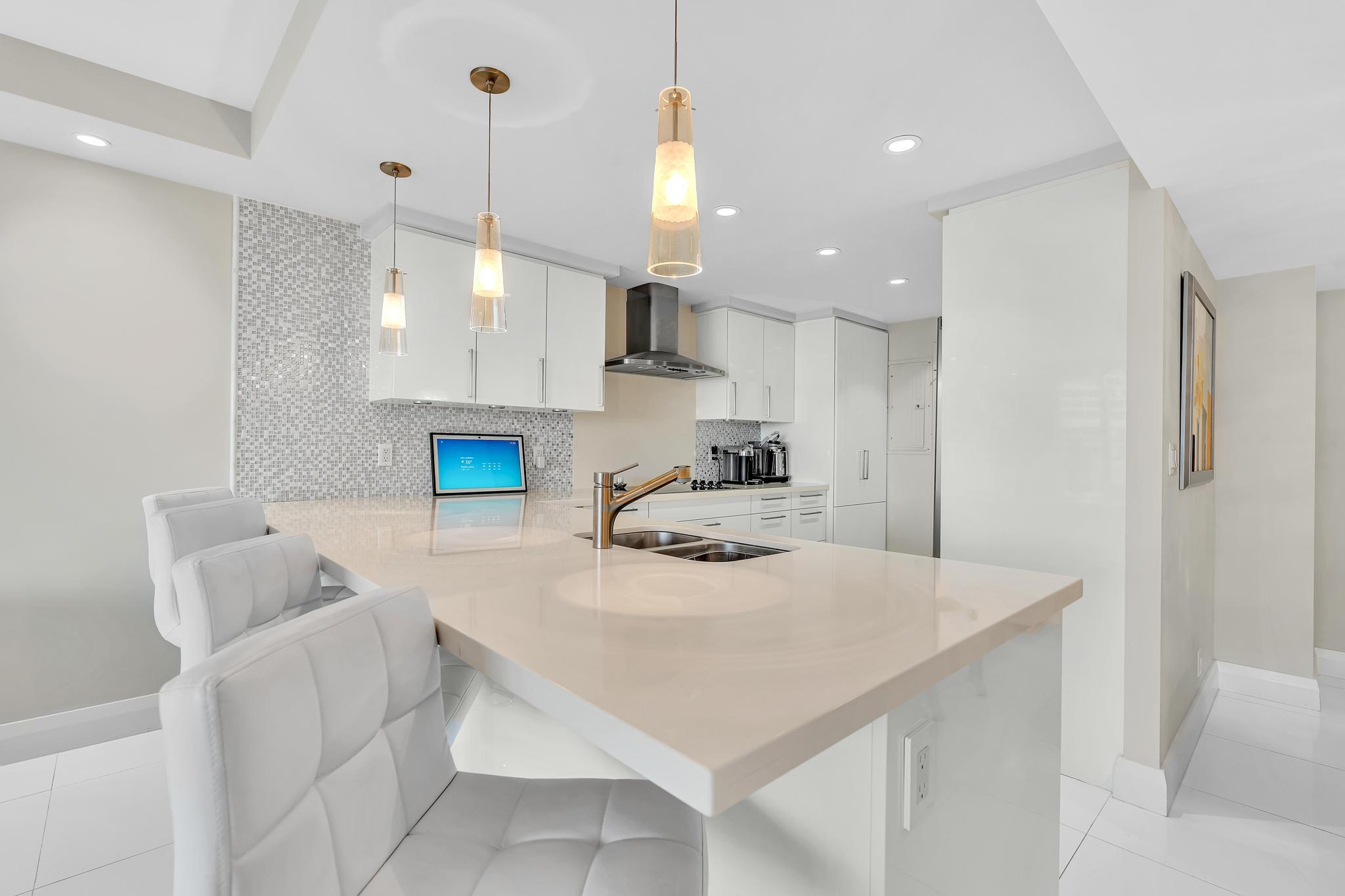 4020 Galt Ocean #703 Fort Lauderdale, FL 33308