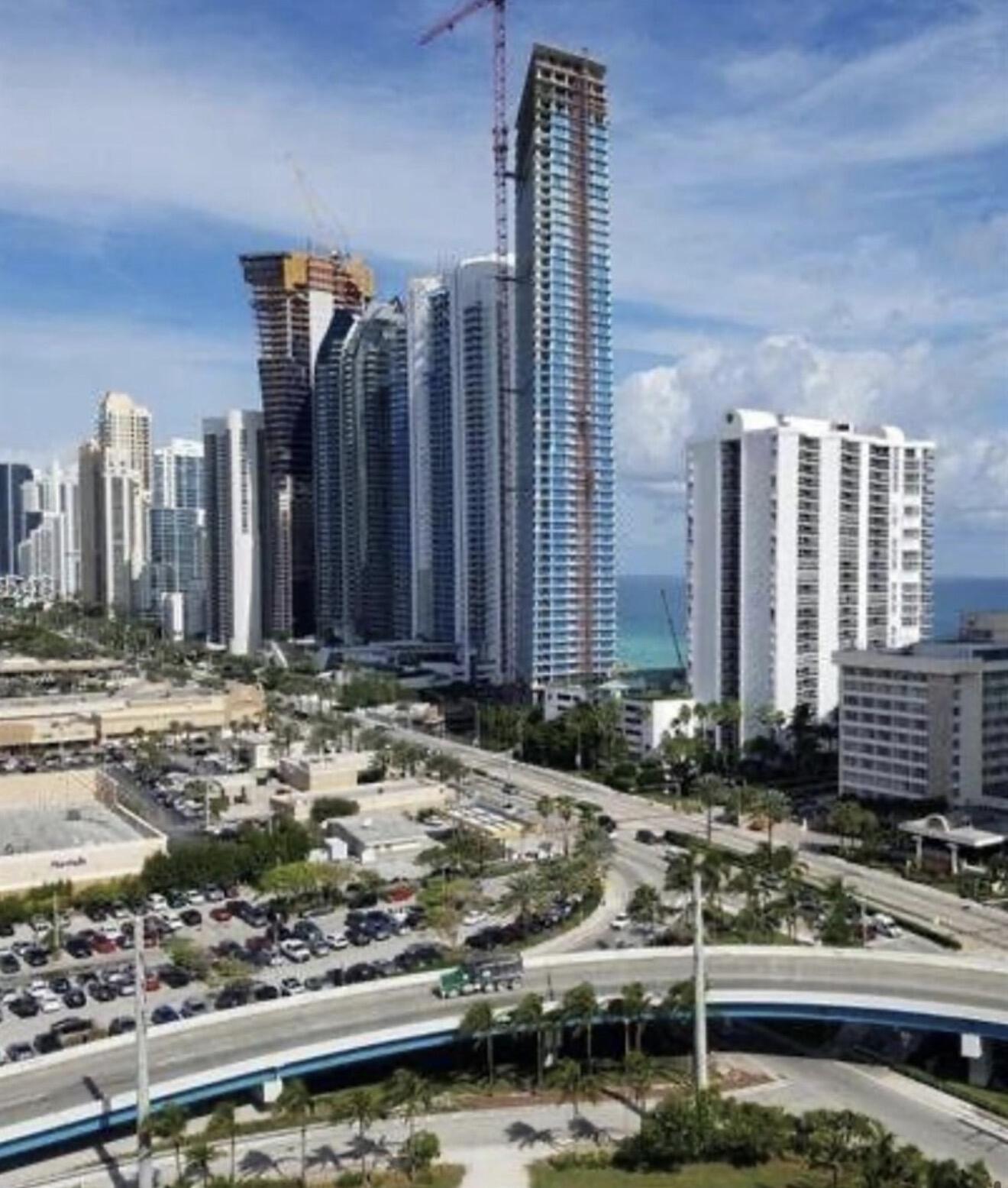 250 Sunny Isles #3-601