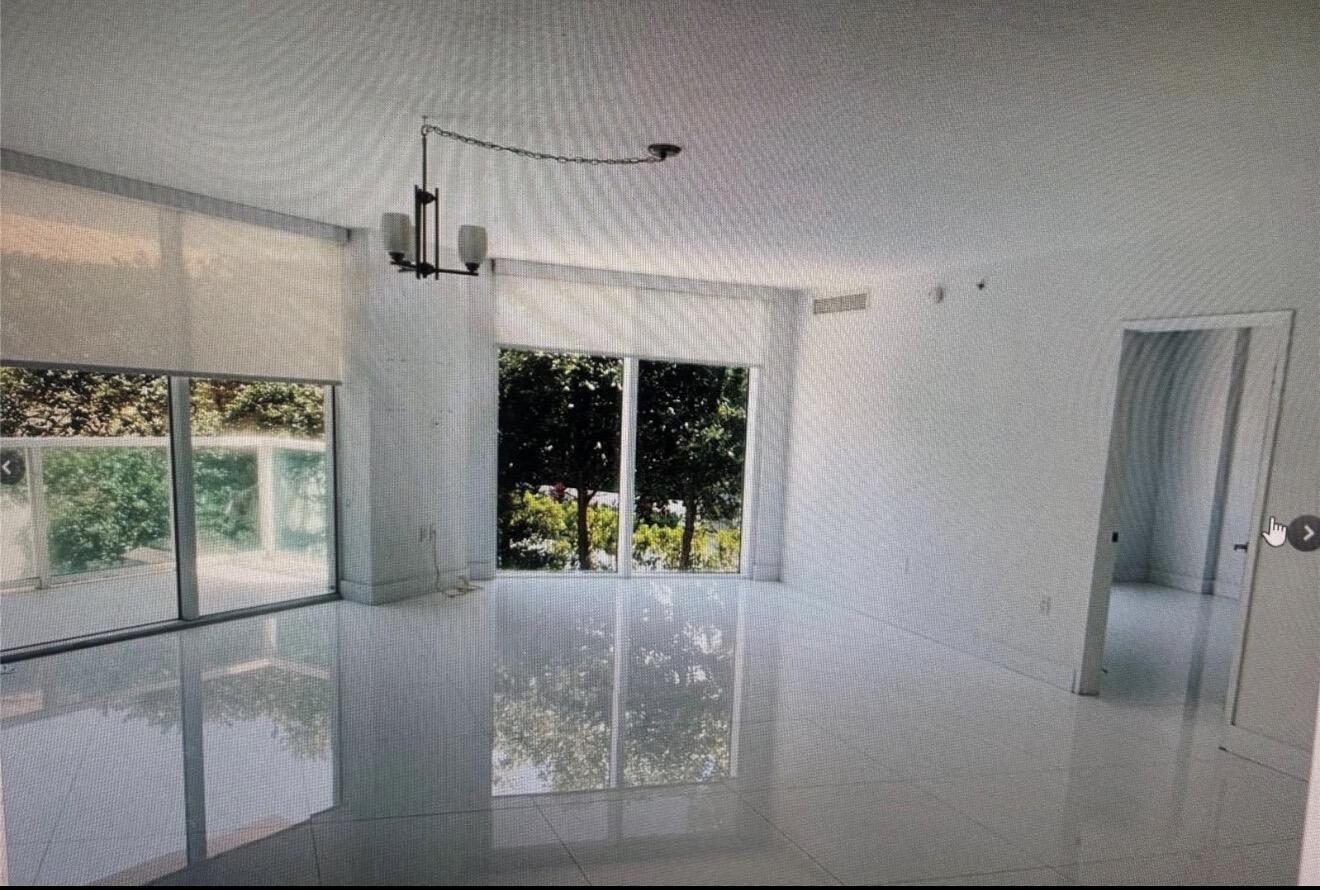 image St Tropez Sunny Isles3