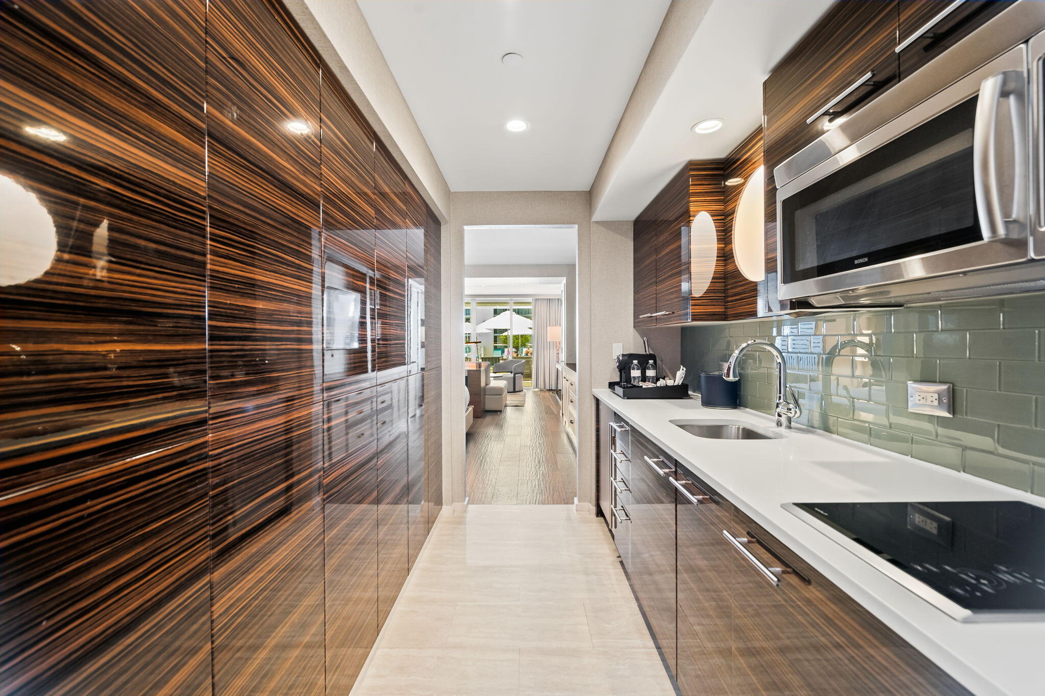 551 N Fort Lauderdale Bch Blvd #H614 Fort Lauderdale, FL 33304