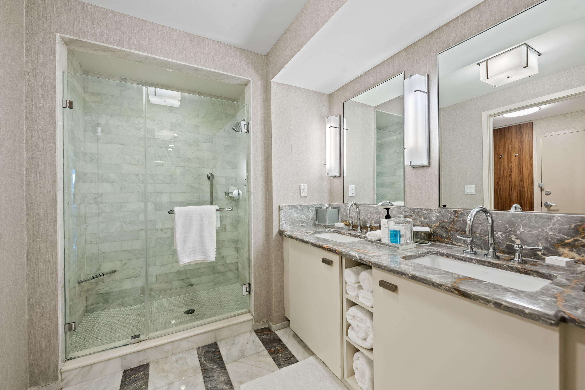 551 N Fort Lauderdale Bch Blvd #H614 Fort Lauderdale, FL 33304