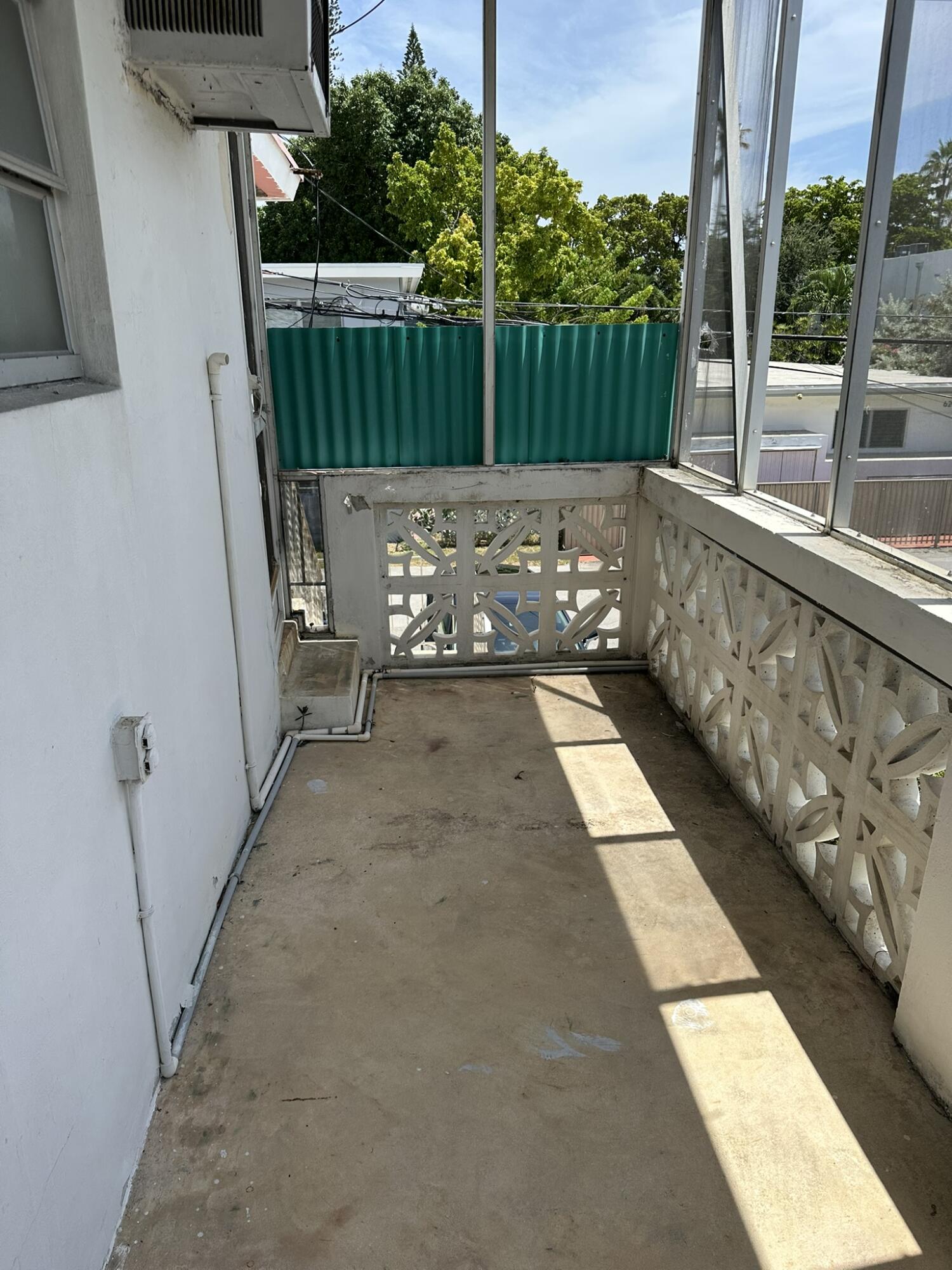 625 Michigan Miami Beach, FL 33139