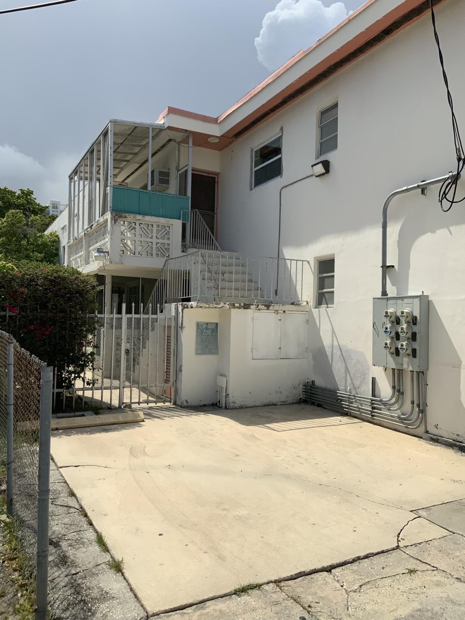 625 Michigan Miami Beach, FL 33139