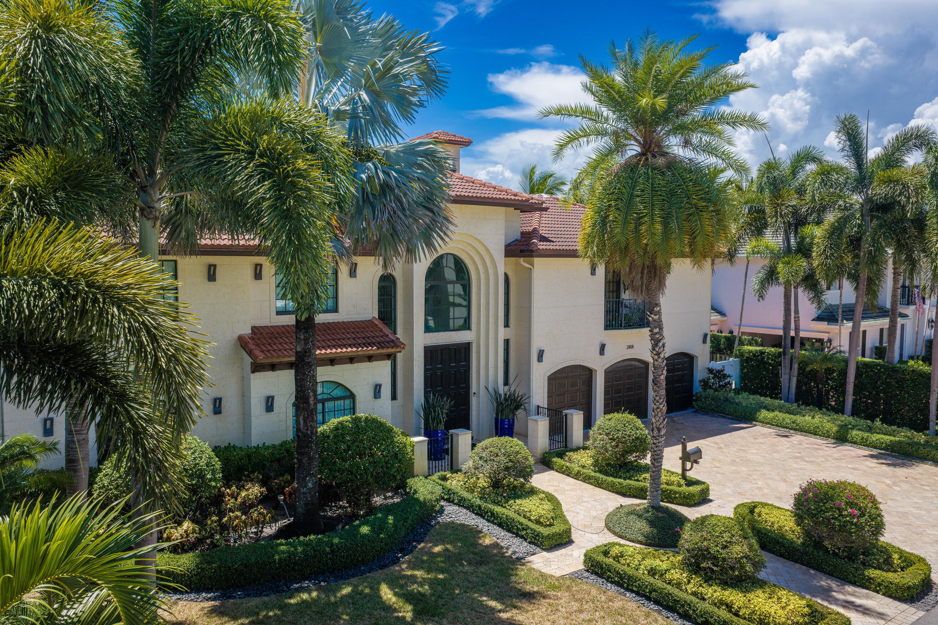 2808 NE 20th Ct Fort Lauderdale, FL 33305
