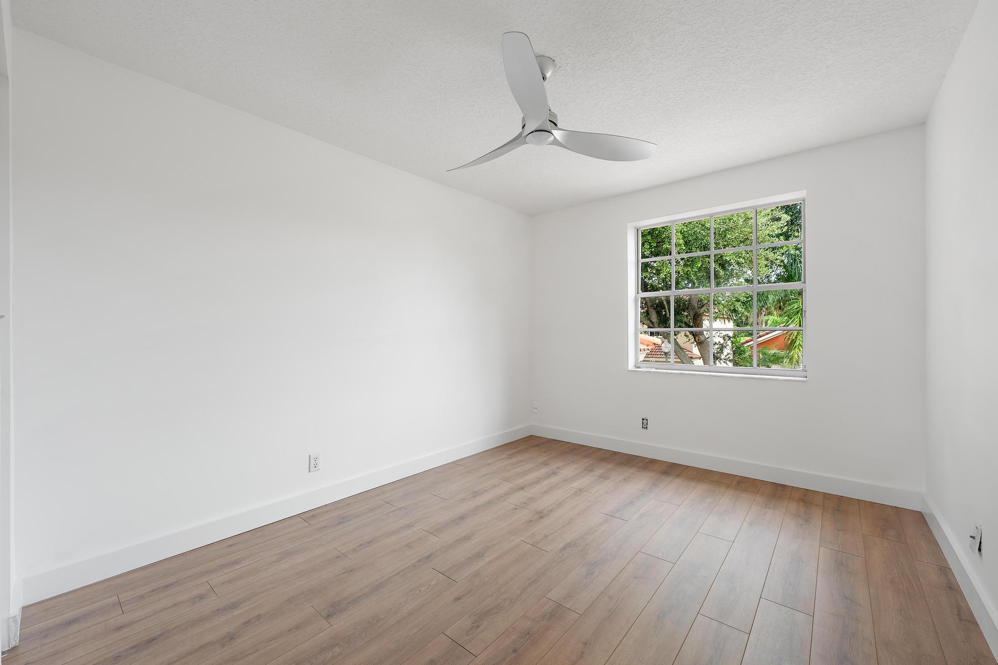 1045 Aspri Way Riviera Beach, FL 33418