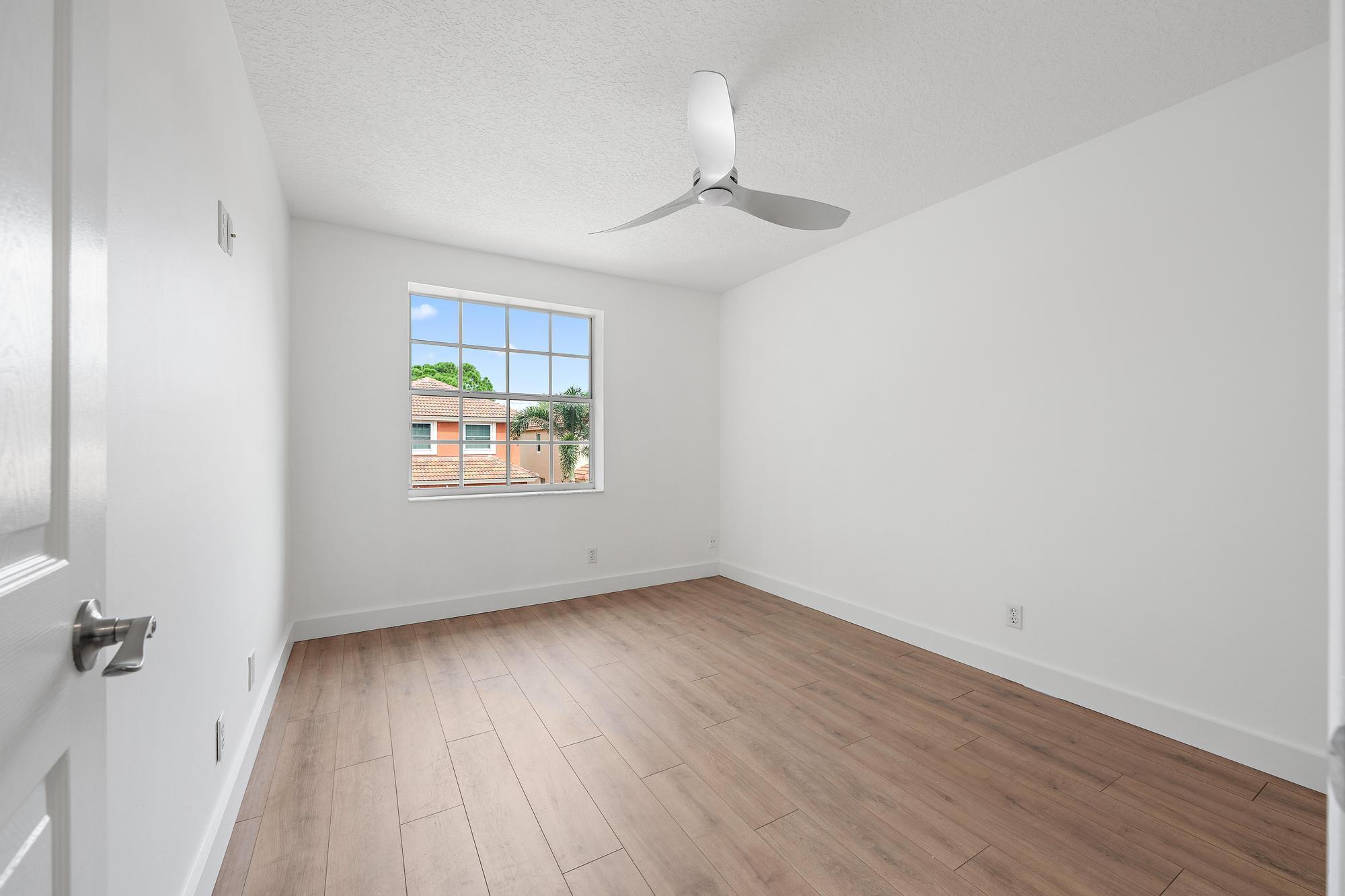 1045 Aspri Way Riviera Beach, FL 33418