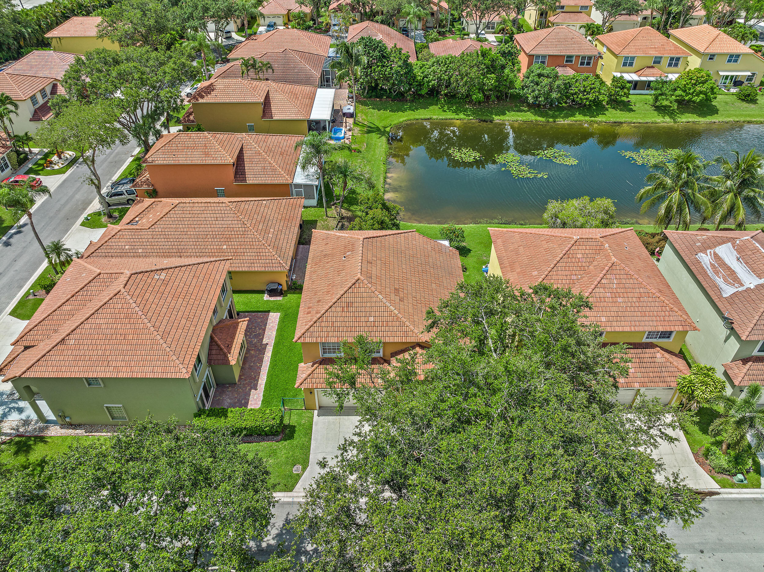 1045 Aspri Way Riviera Beach, FL 33418
