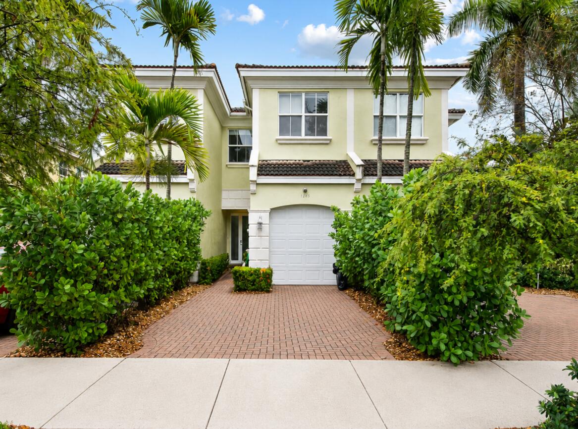1226 NE 14th Ave