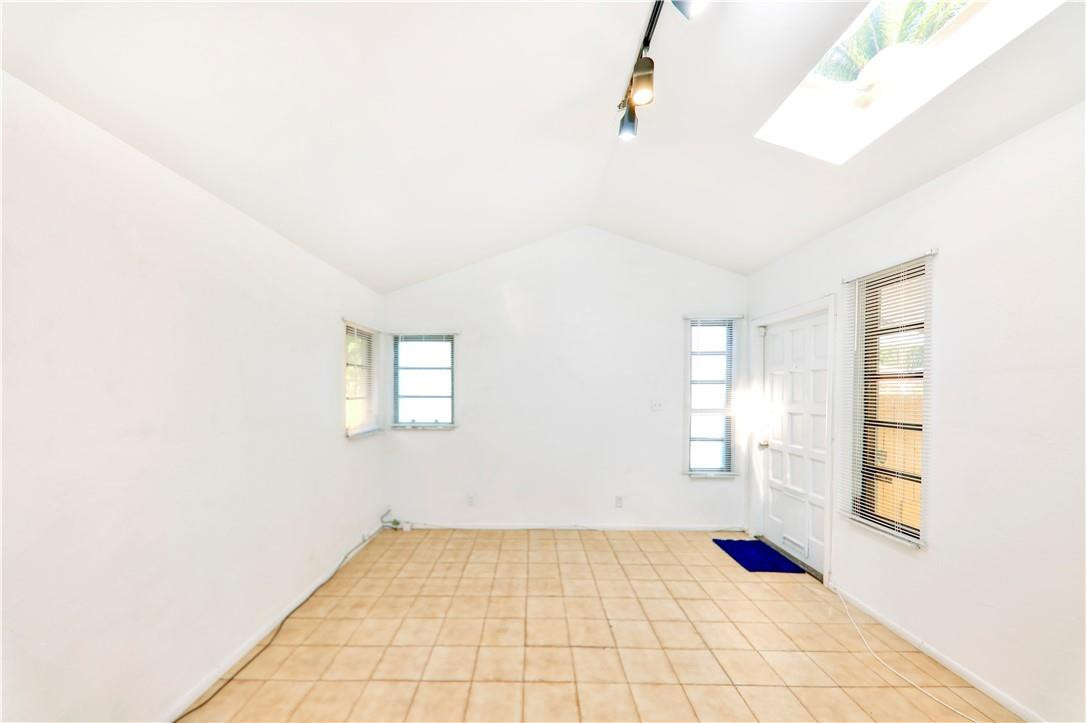 515 SW 4th Fort Lauderdale, FL 33315