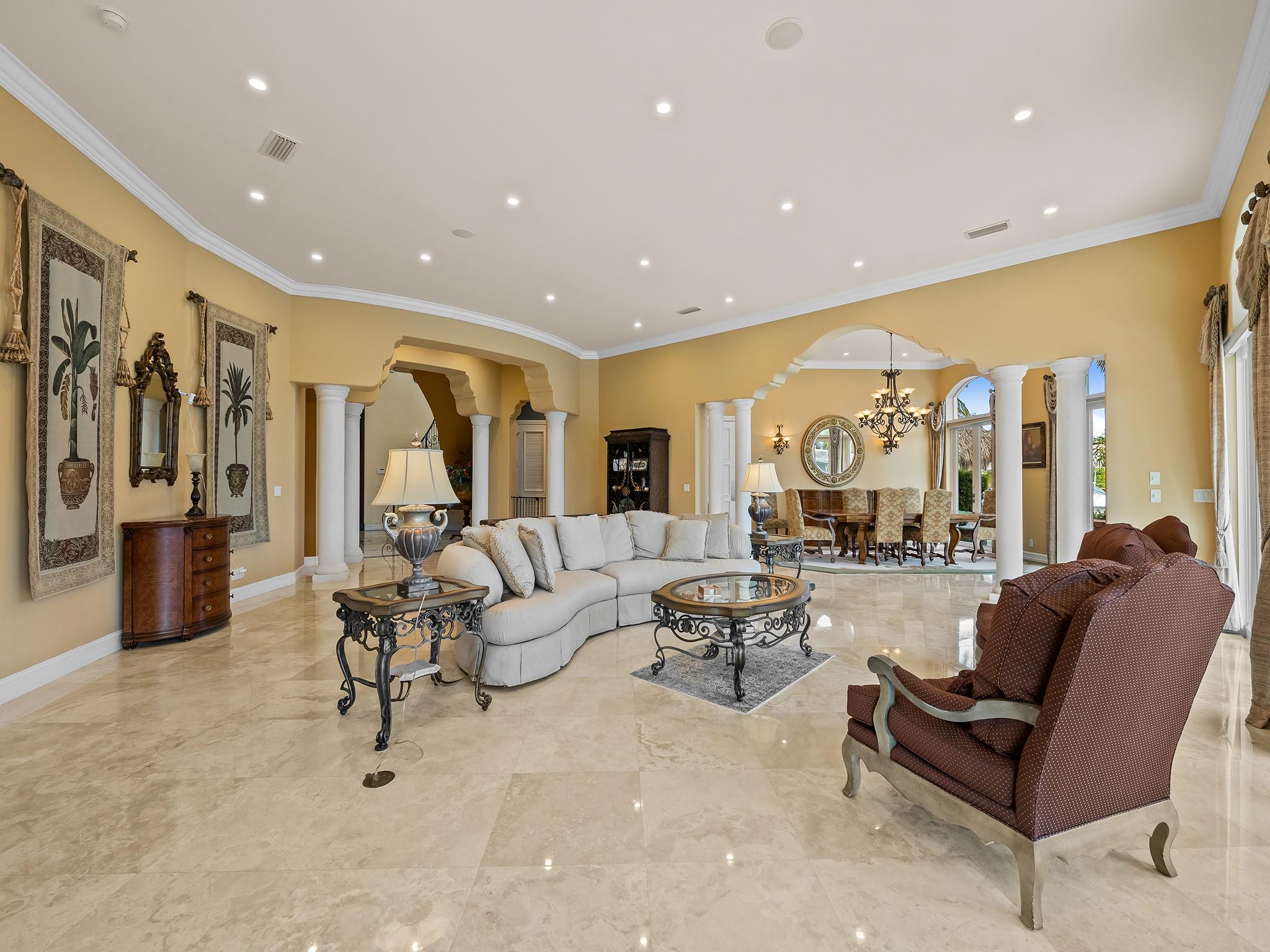 3700 NE 28th Ave Lighthouse Point, FL 33064