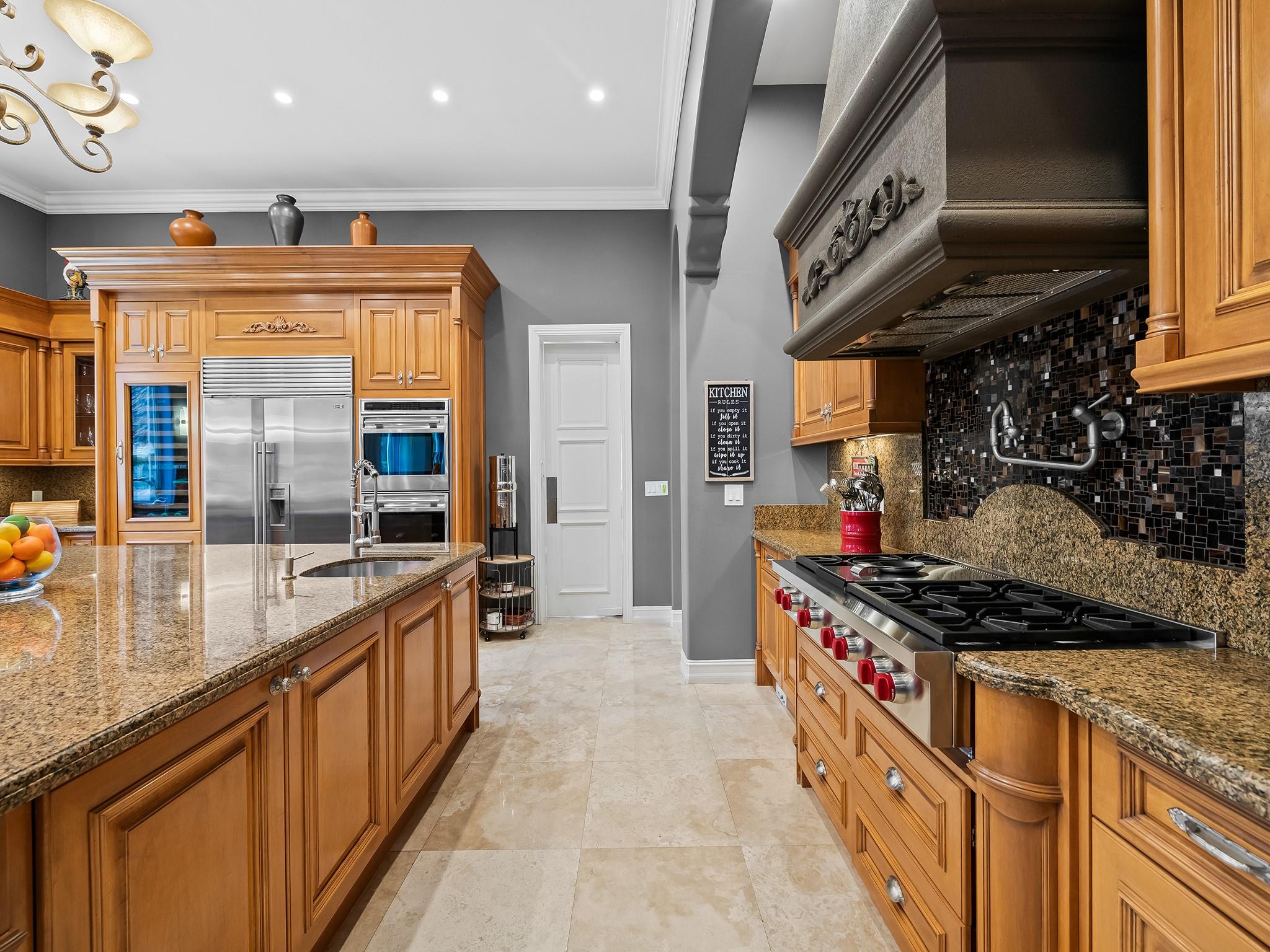 3700 NE 28th Ave Lighthouse Point, FL 33064