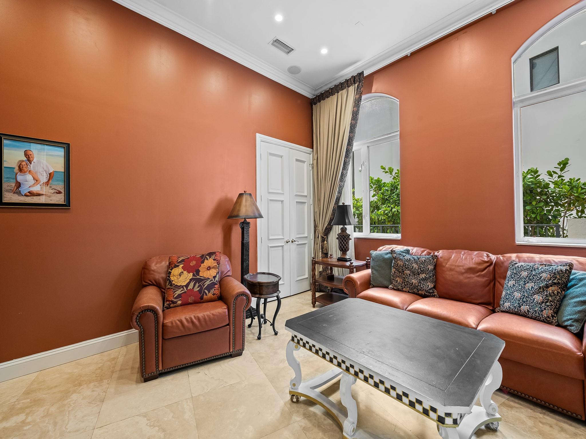 3700 NE 28th Ave Lighthouse Point, FL 33064