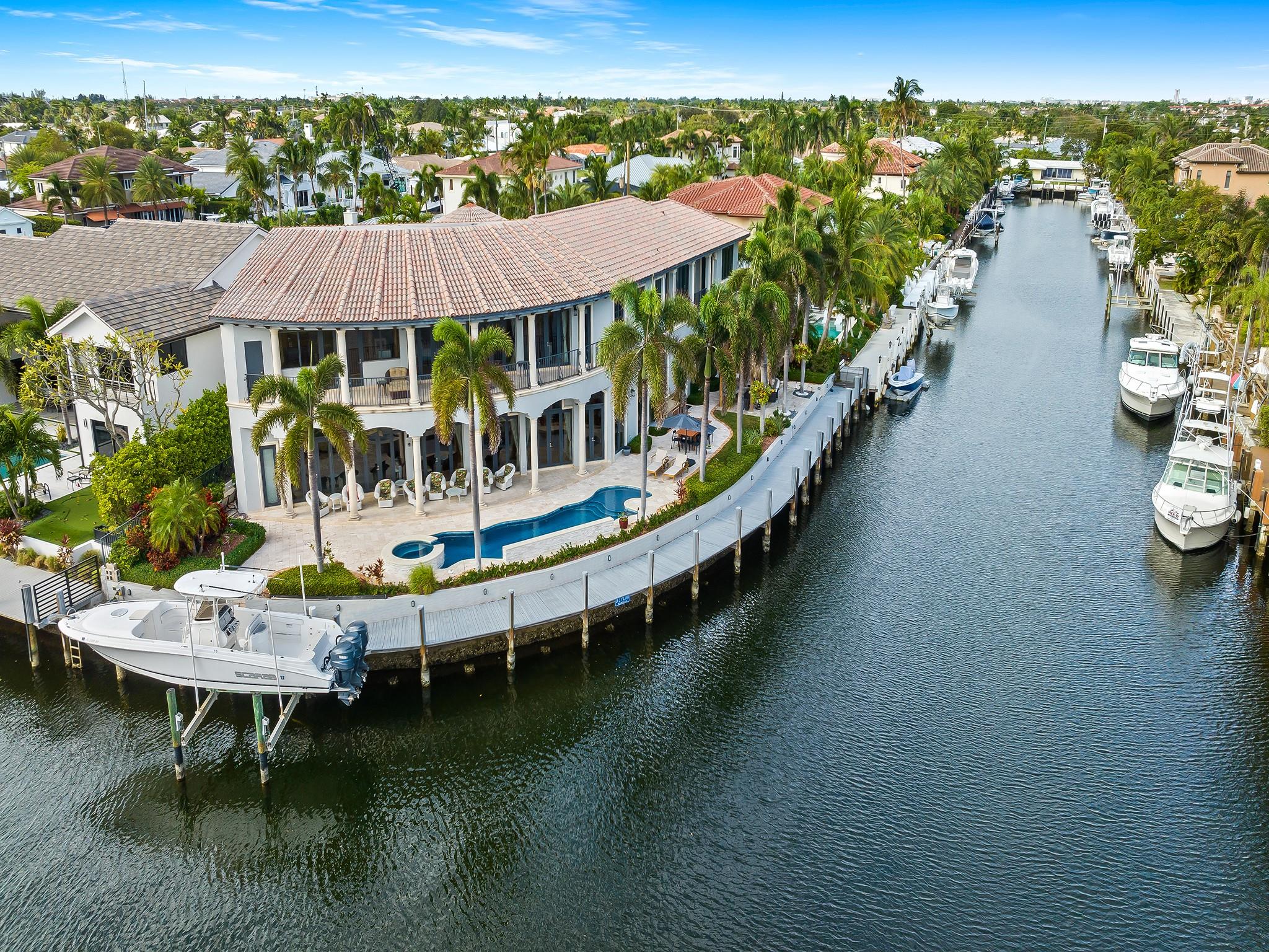 3700 NE 28th Ave Lighthouse Point, FL 33064