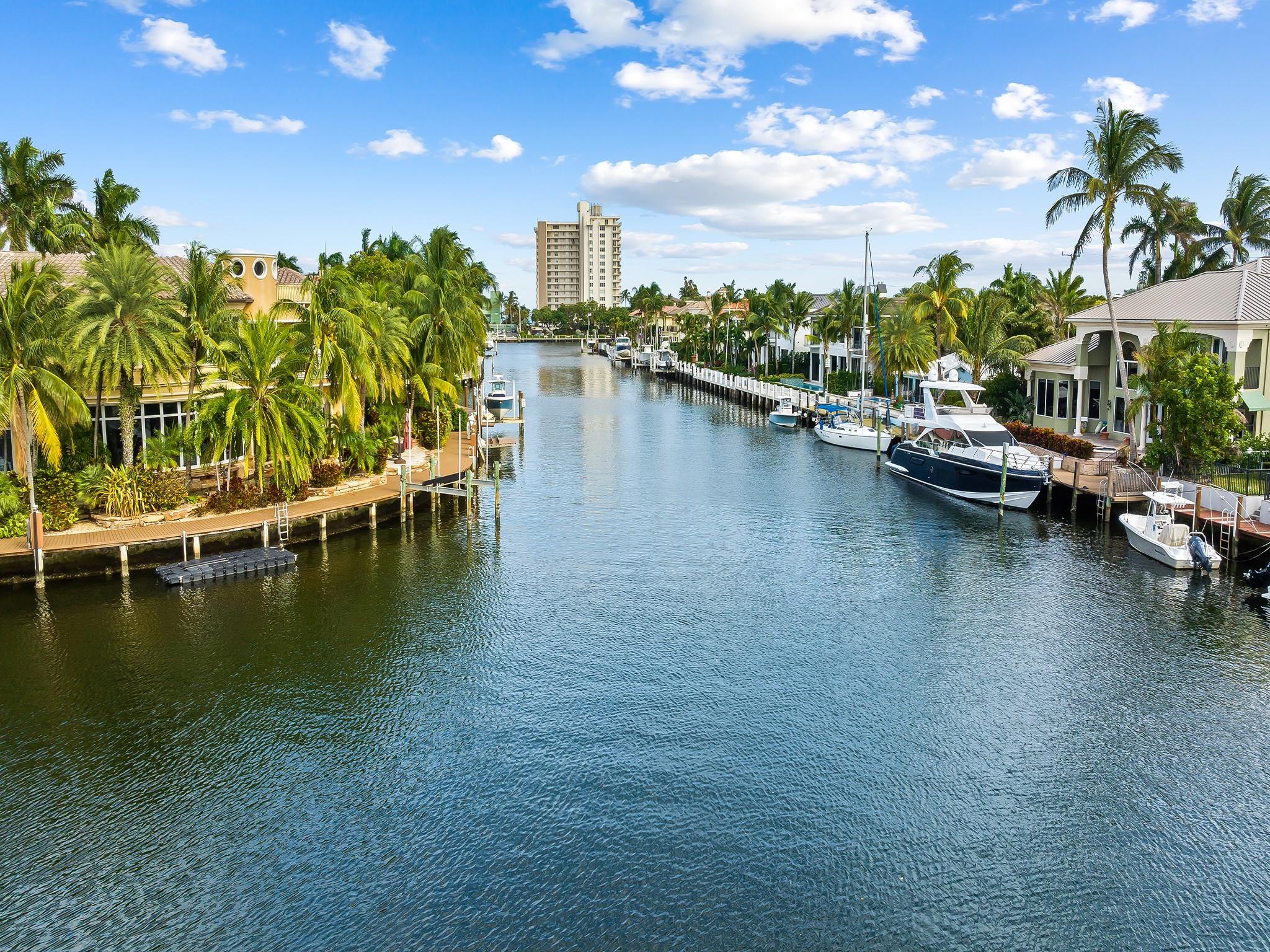 3700 NE 28th Ave Lighthouse Point, FL 33064