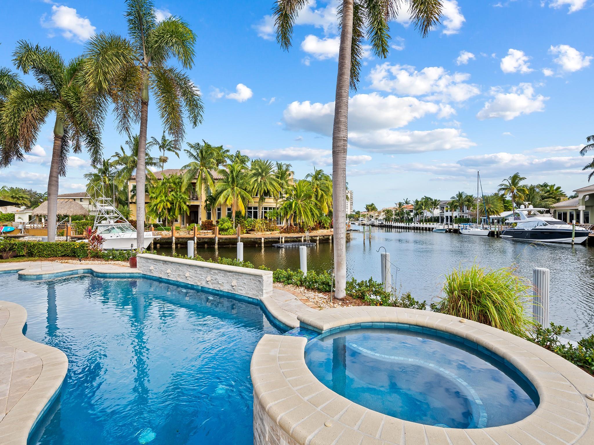 3700 NE 28th Ave Lighthouse Point, FL 33064