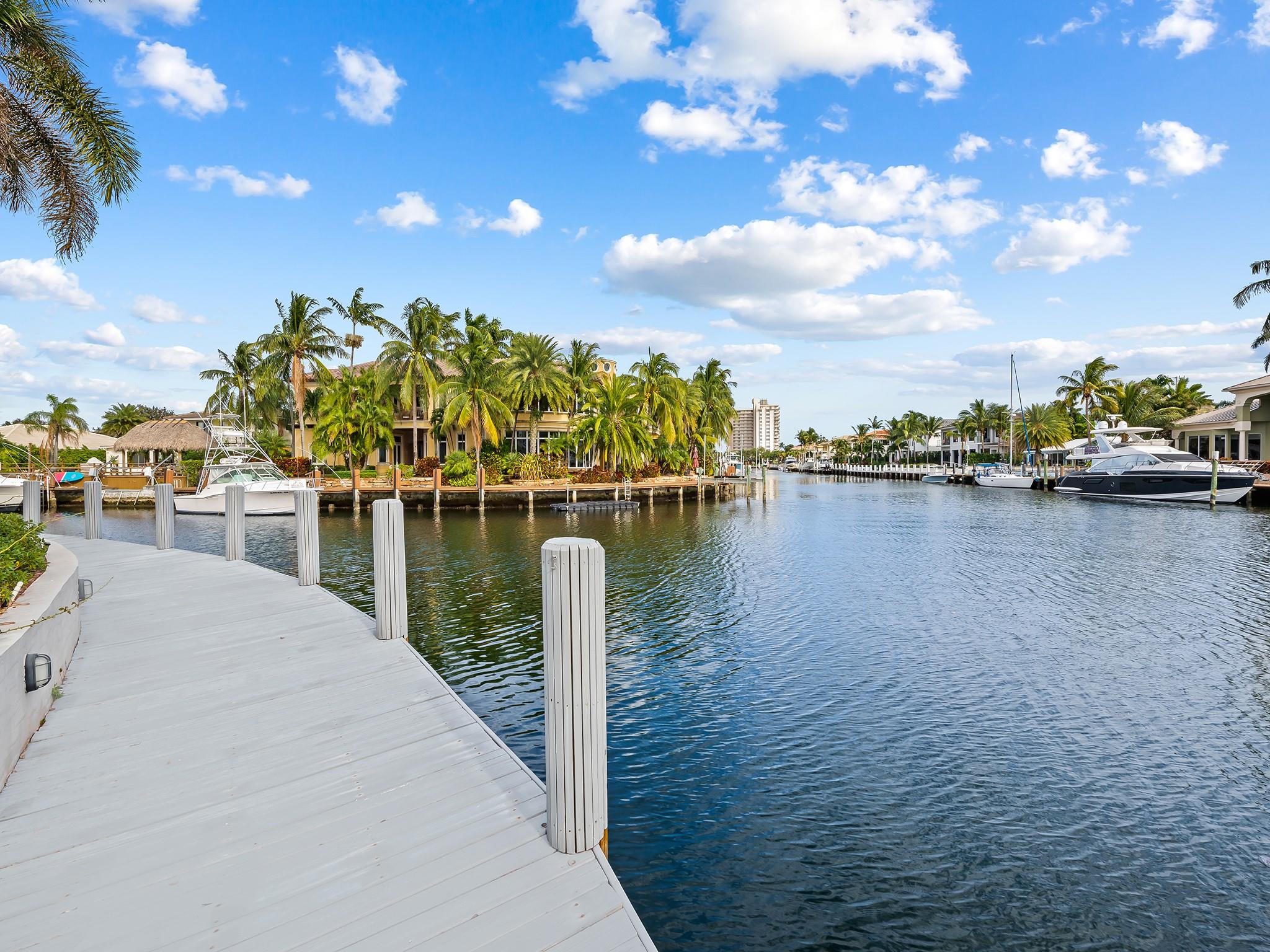 3700 NE 28th Ave Lighthouse Point, FL 33064