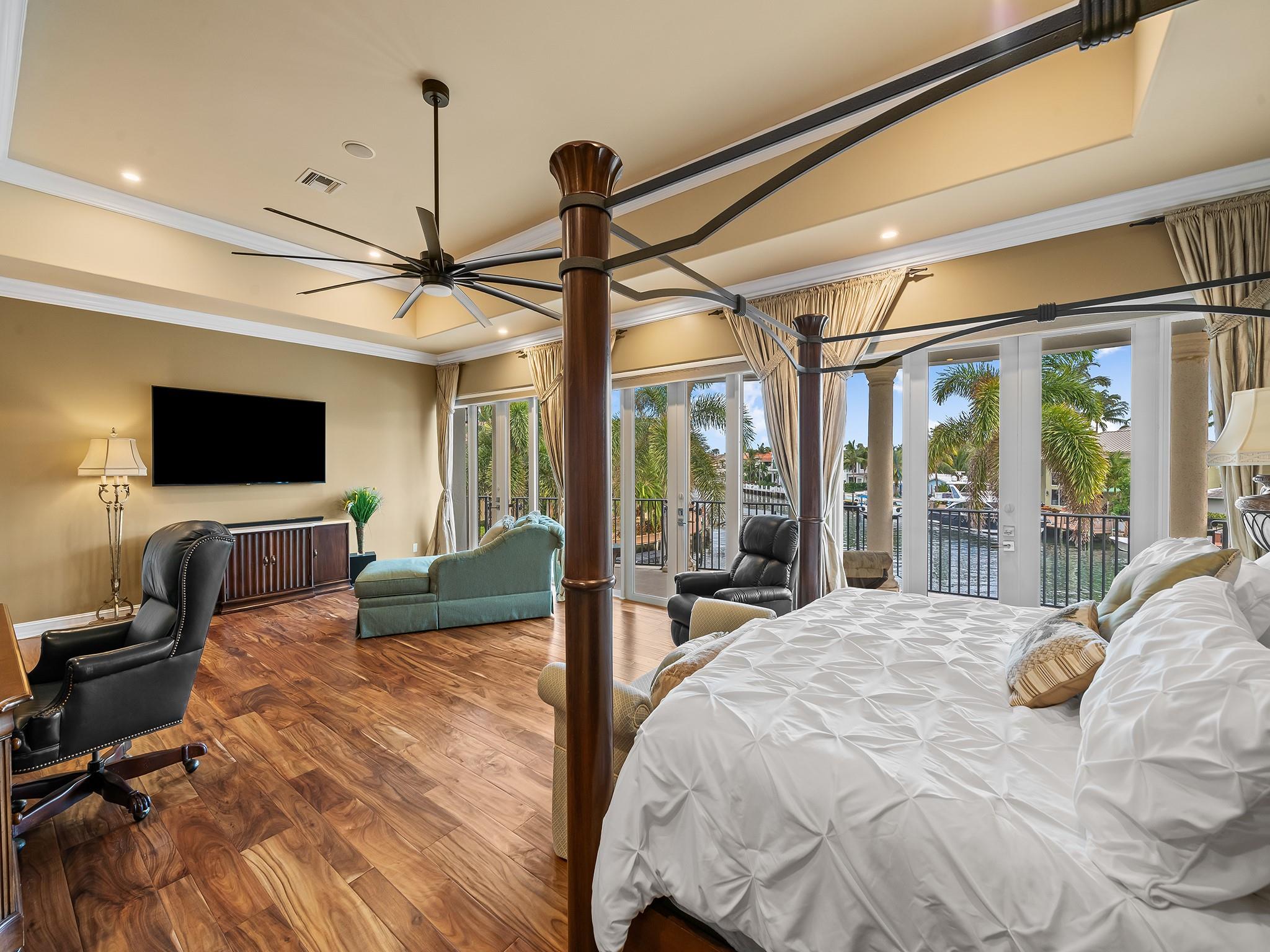 3700 NE 28th Ave Lighthouse Point, FL 33064