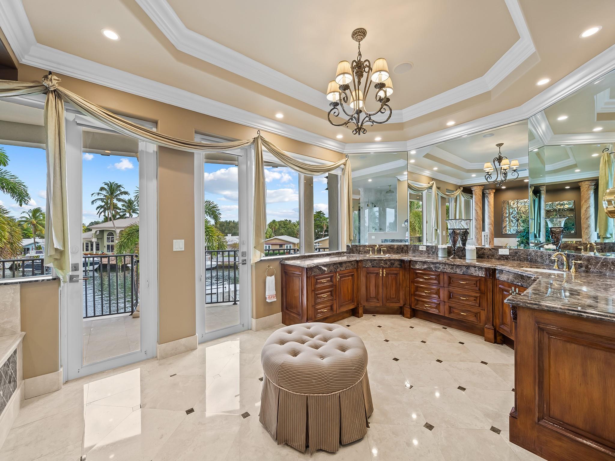 3700 NE 28th Ave Lighthouse Point, FL 33064