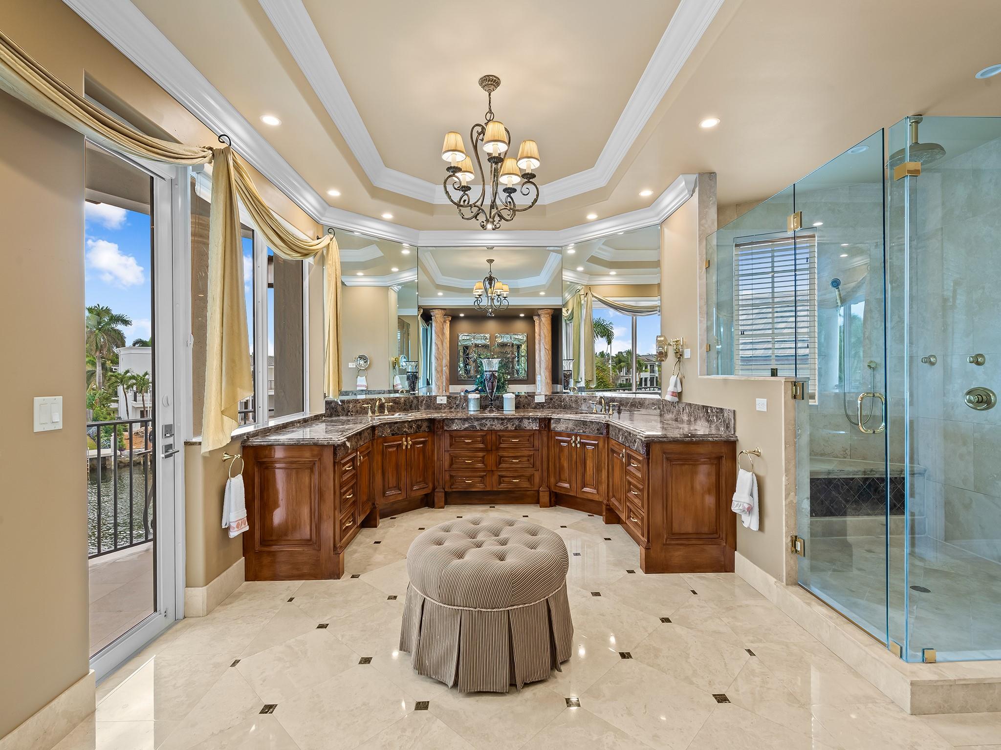 3700 NE 28th Ave Lighthouse Point, FL 33064