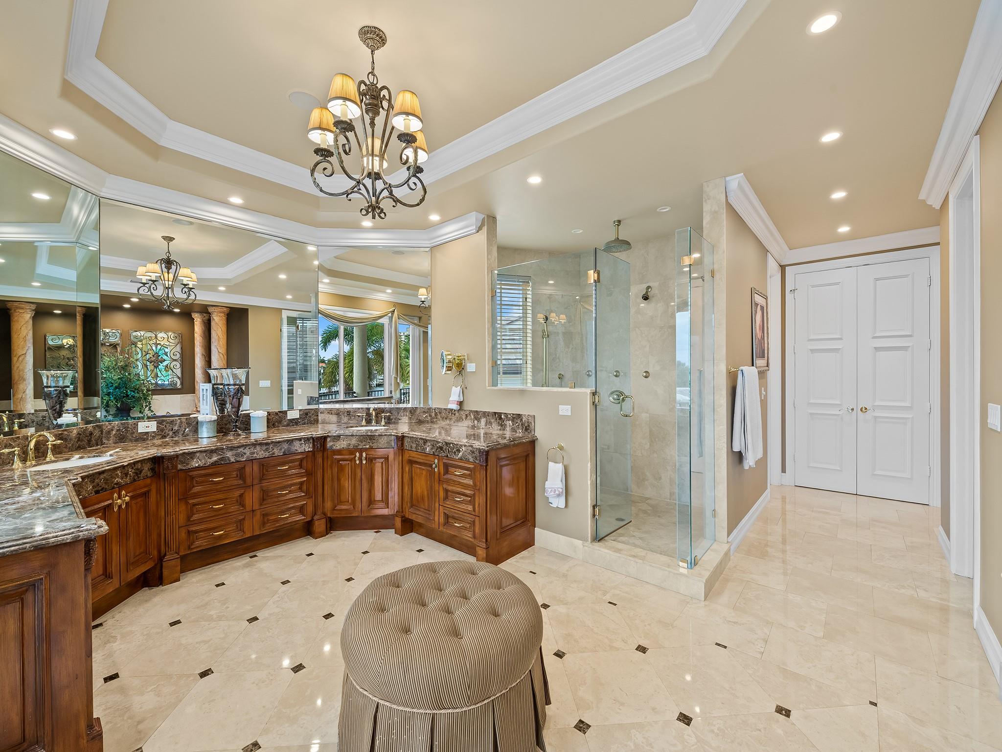 3700 NE 28th Ave Lighthouse Point, FL 33064