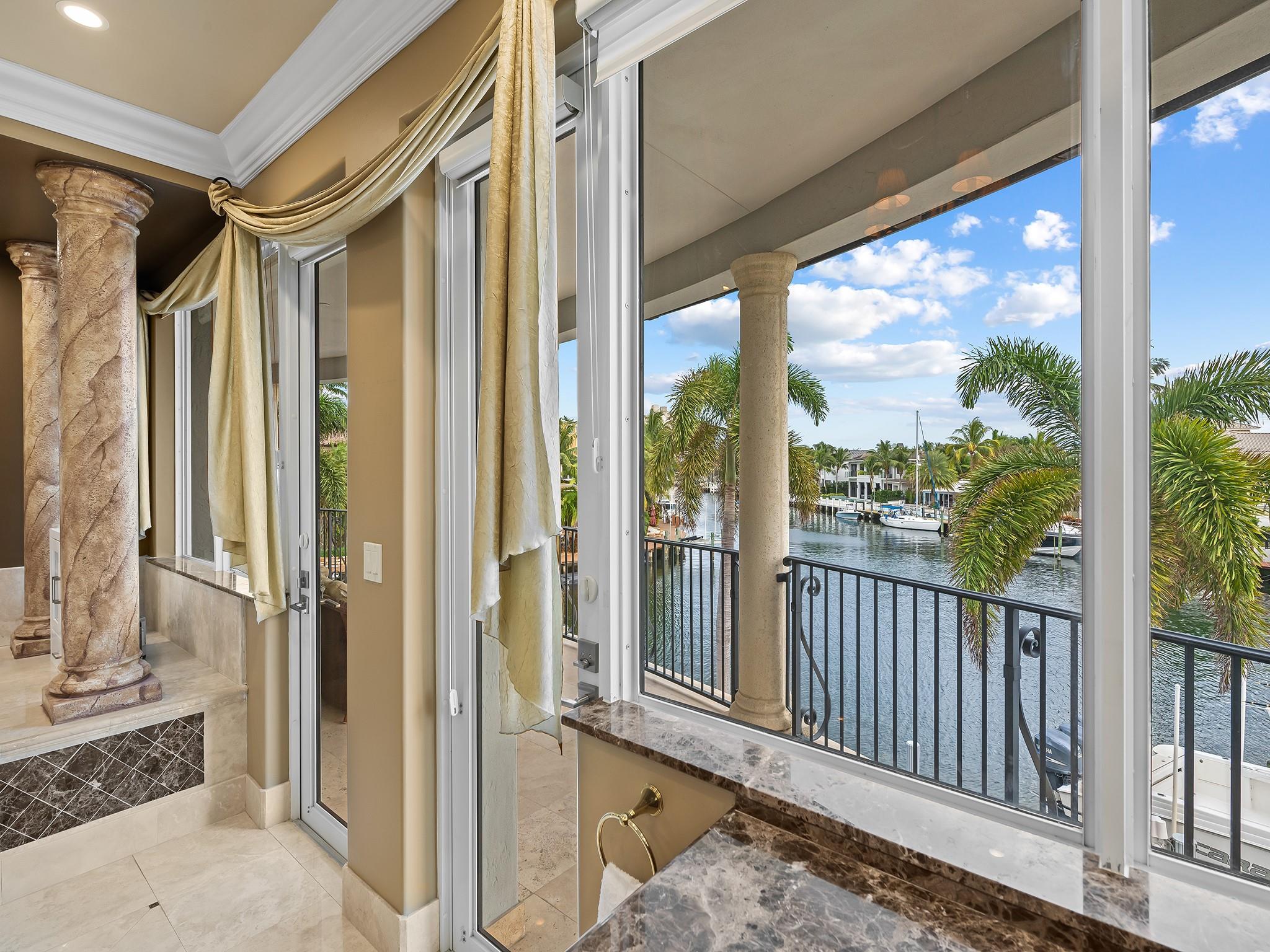 3700 NE 28th Ave Lighthouse Point, FL 33064