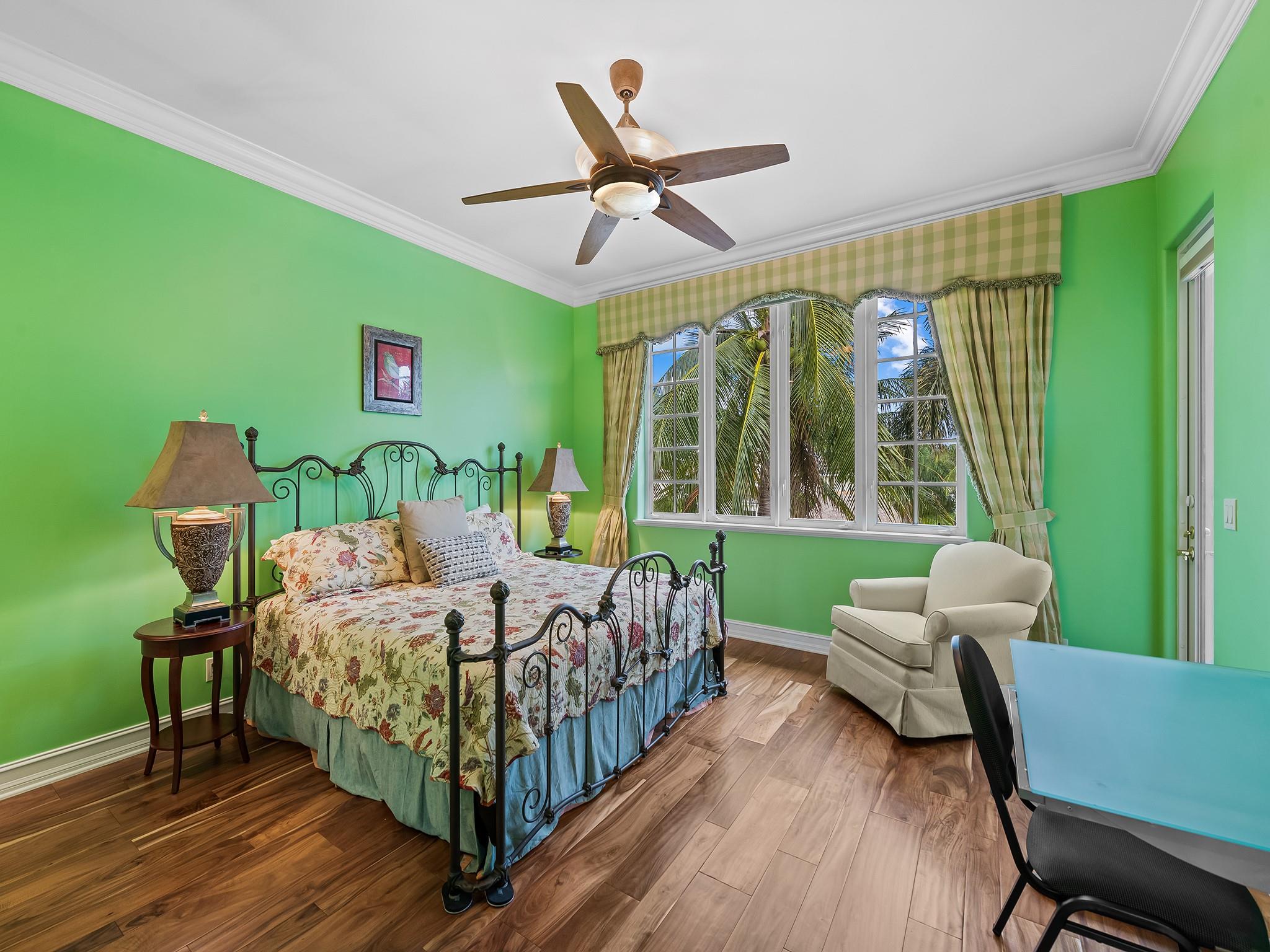 3700 NE 28th Ave Lighthouse Point, FL 33064