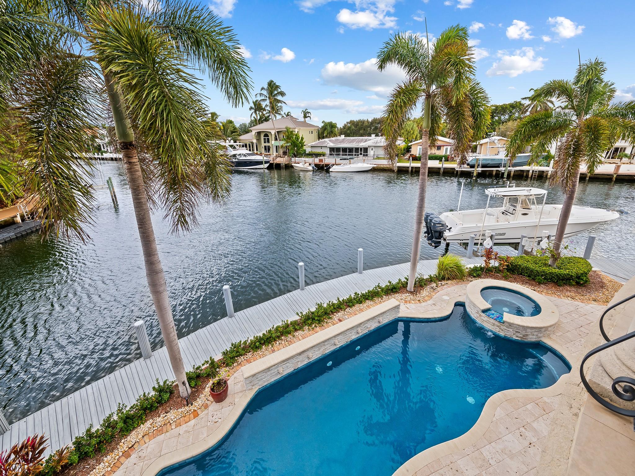 3700 NE 28th Ave Lighthouse Point, FL 33064