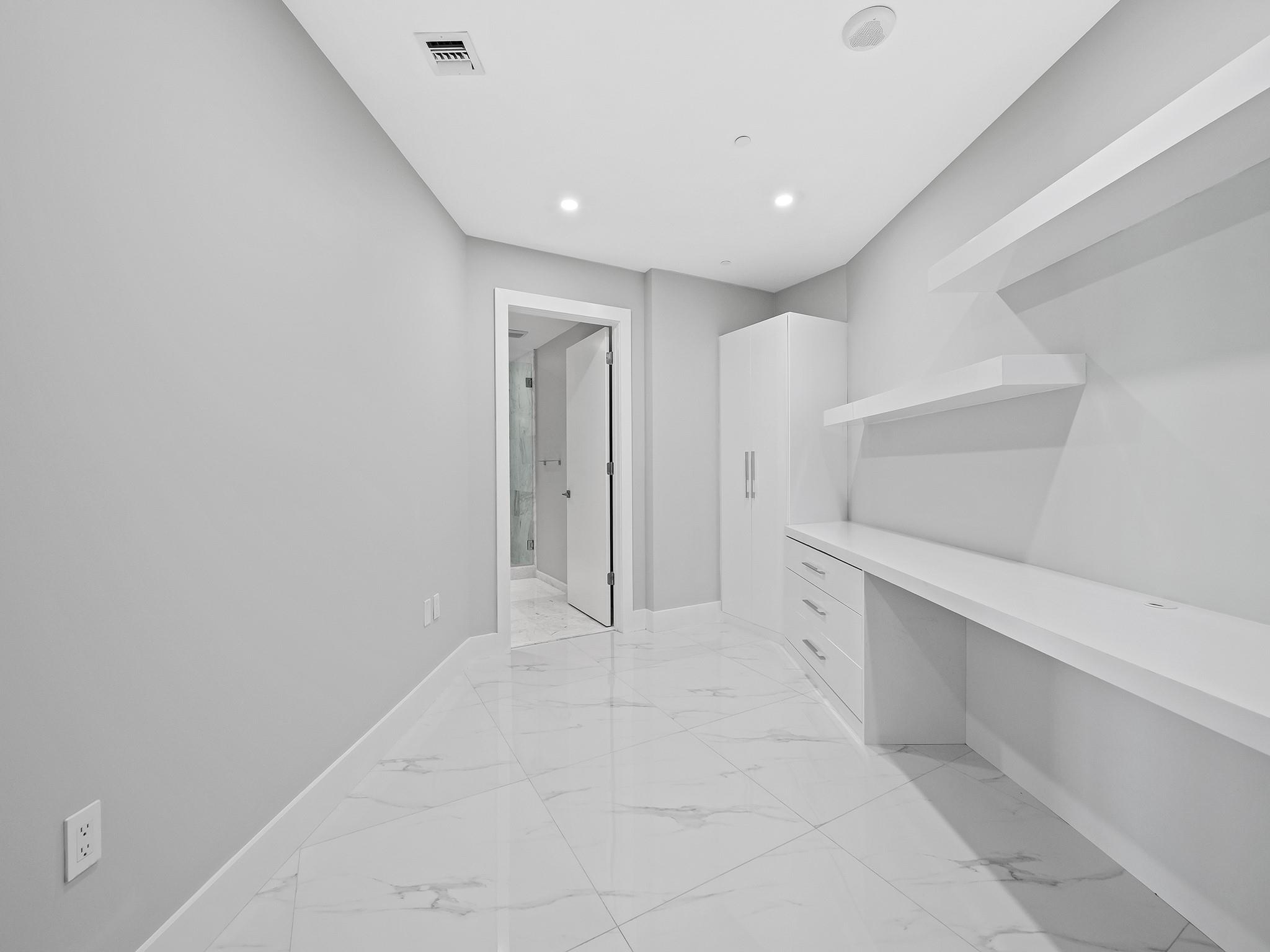 701 N Fort Lauderdale Blvd #802 Fort Lauderdale, FL 33304