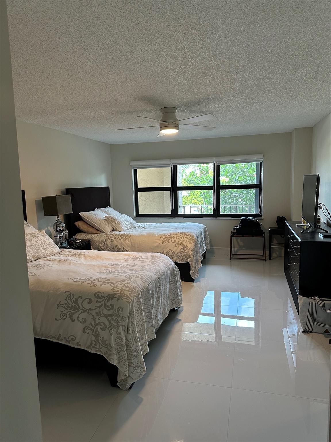 4900 N Ocean Blvd #417,Lauderdale By The Sea, FL 33308