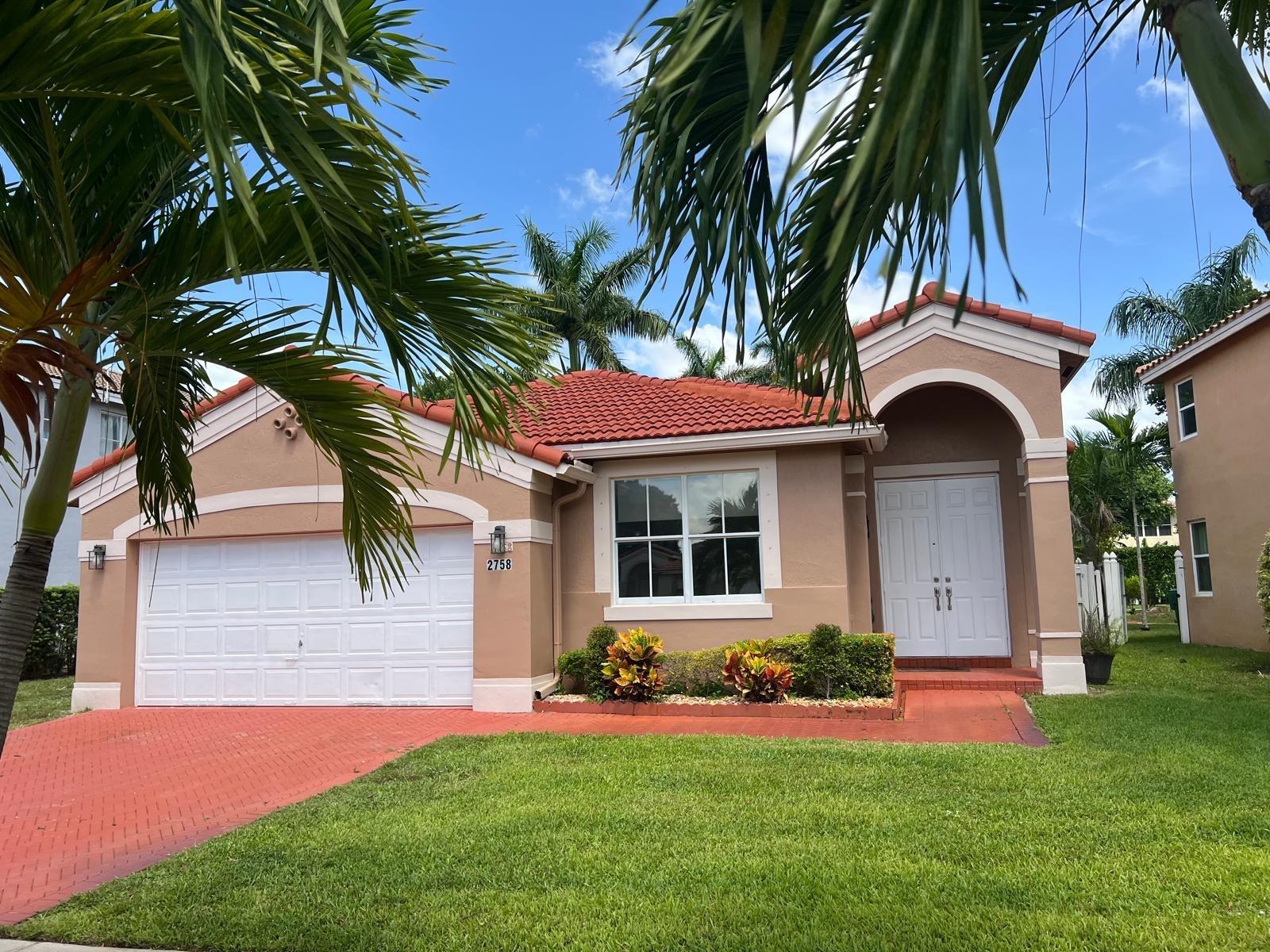 2758 SW 129th Ter