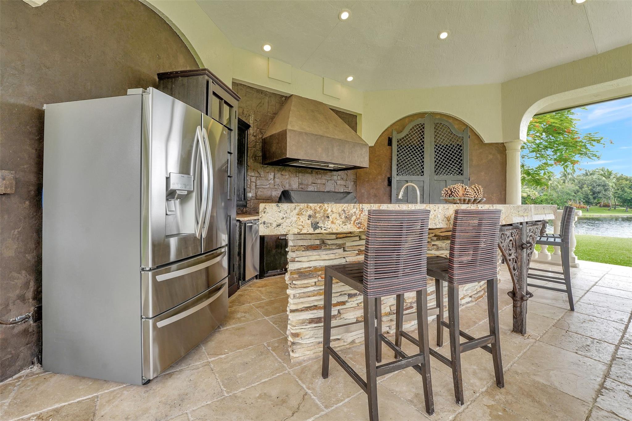 3440 Stallion Ln Weston, FL 33331